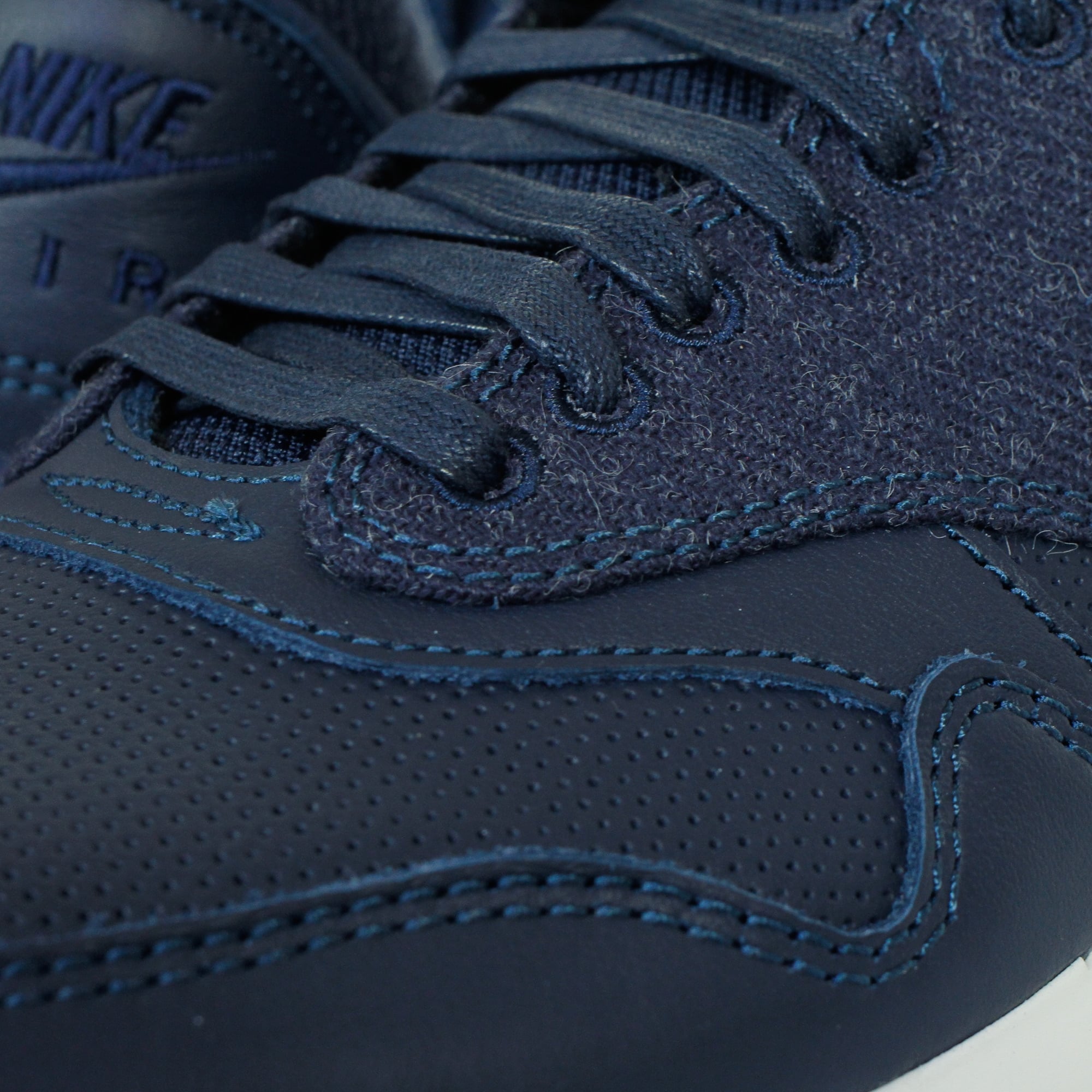 Nike Air Odyssey LX Navy Shoe 806811 400
