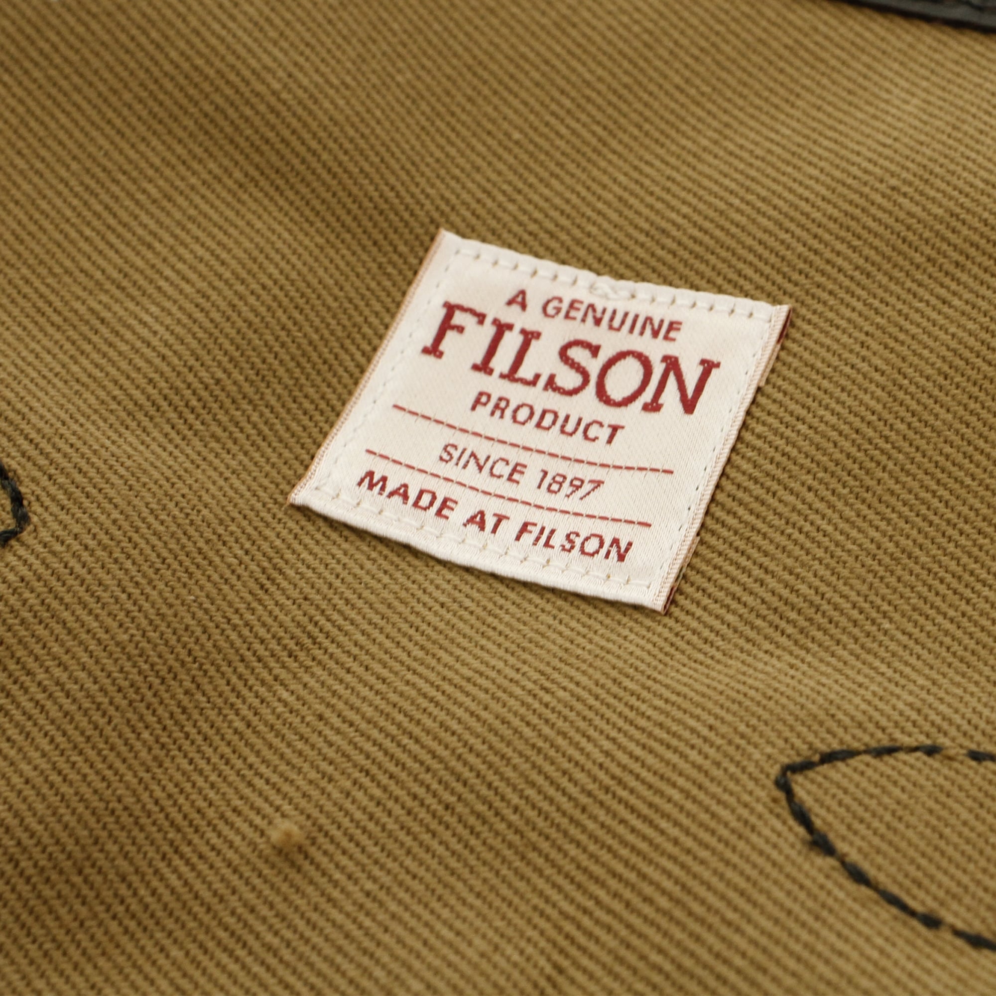 Filson Medium Rugged Twill Field Bag - Tan