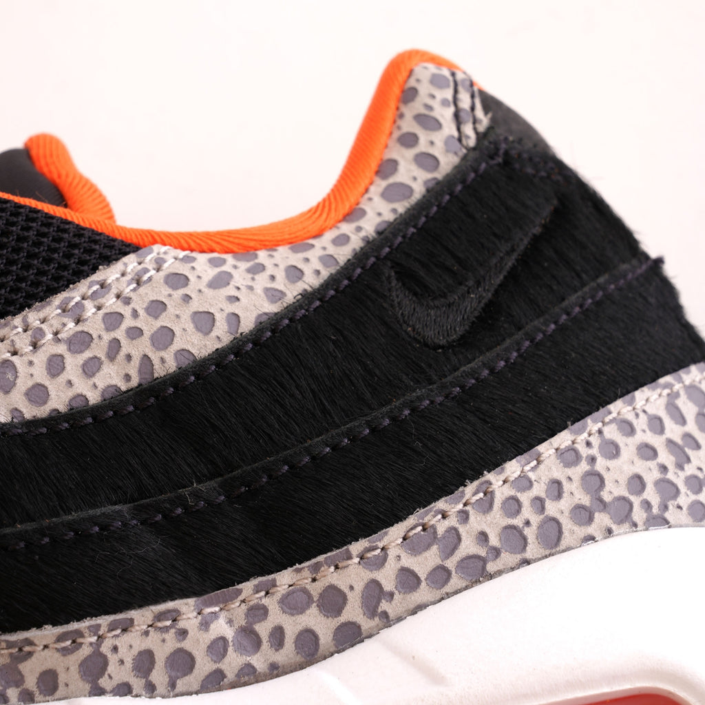 Nike Air Max 95 - Black & Granite
