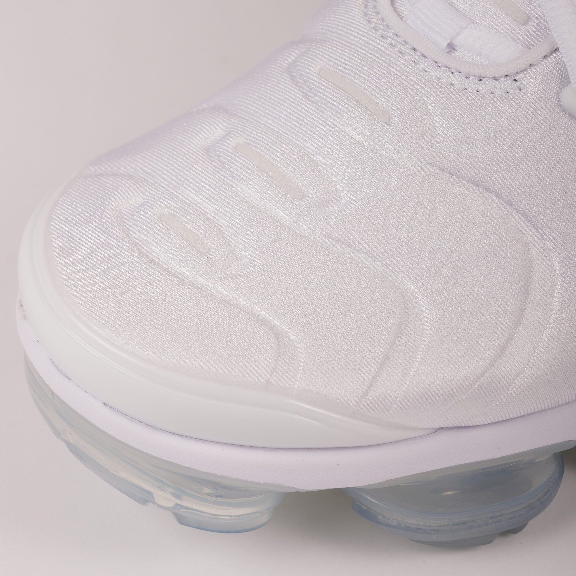 Nike Air Vapormax Plus - White & Pure Platinum