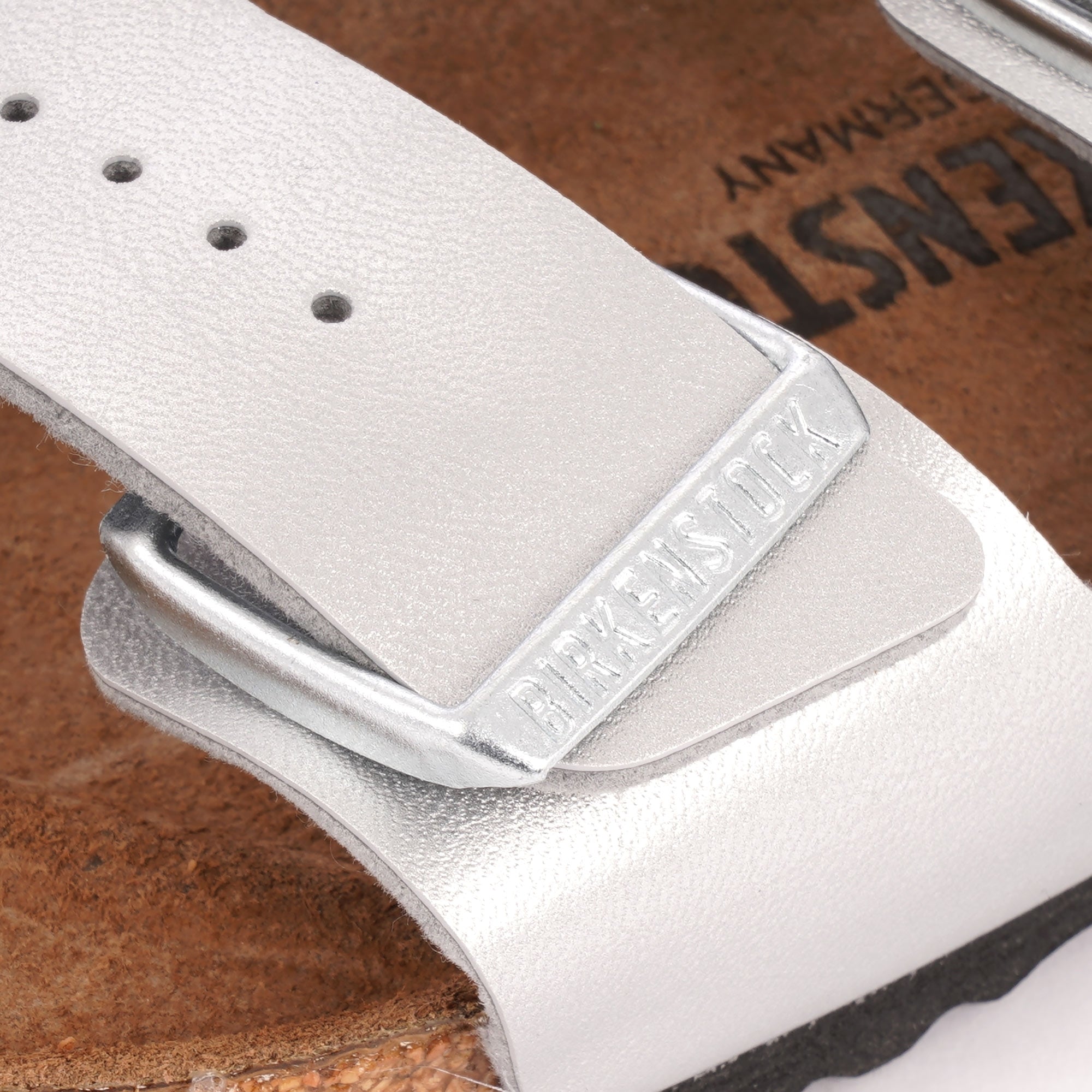 Birkenstock Womens Arizona Sandals - Silver