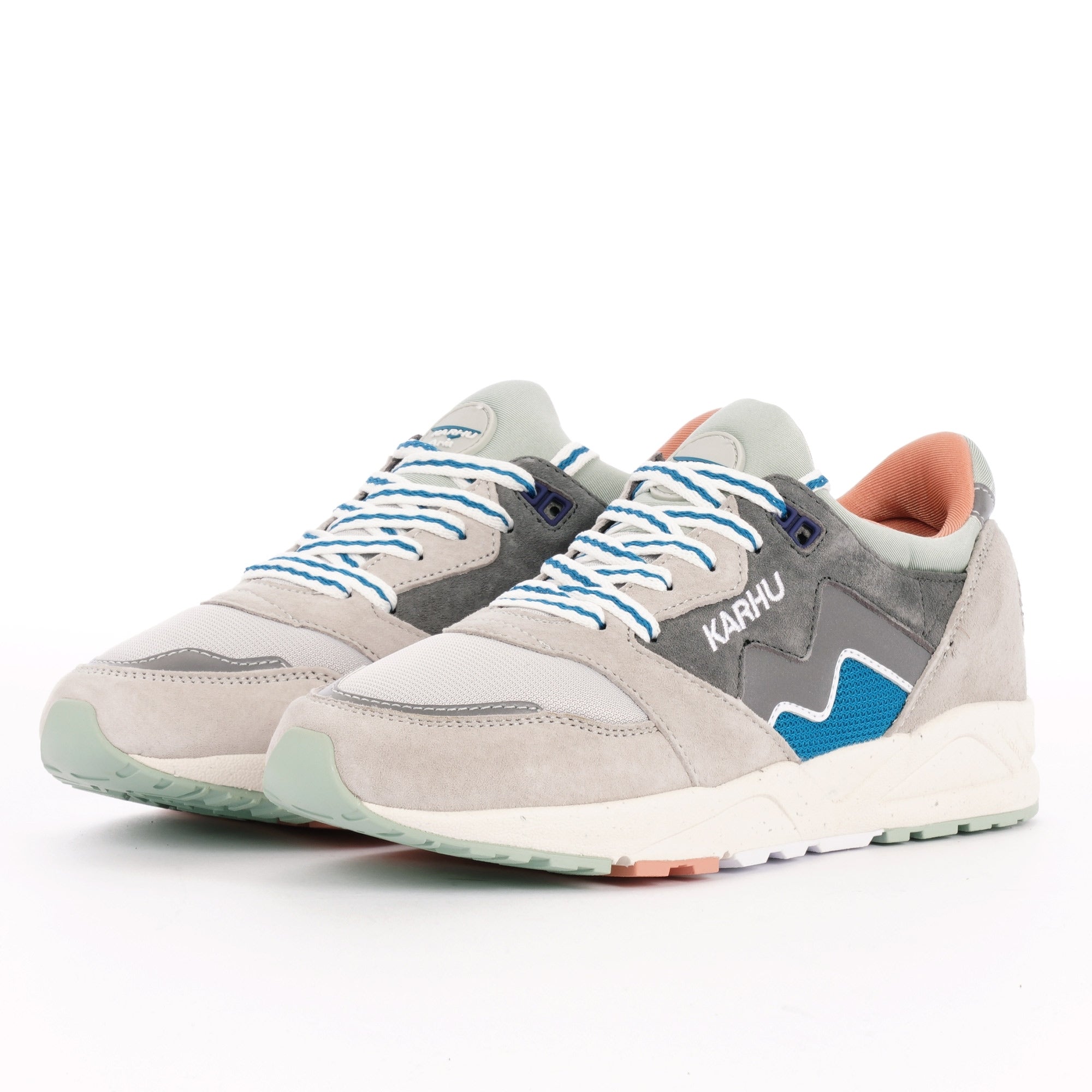 Karhu Aria - Wild Dove & Lunar Rock