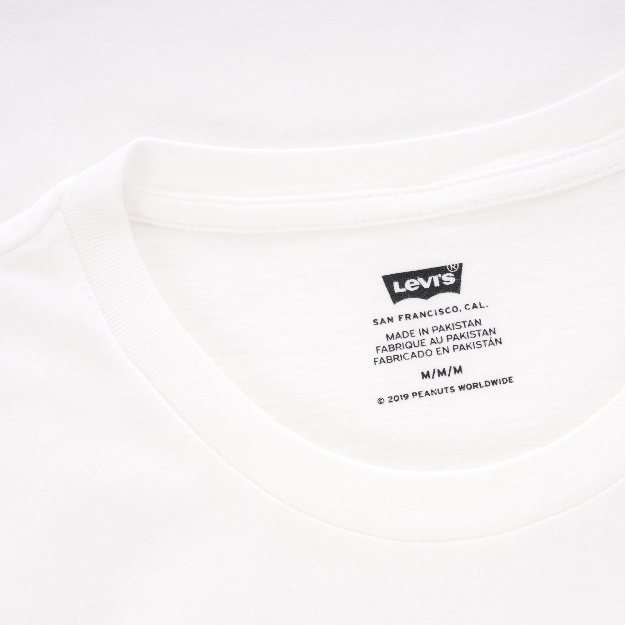 Levi's ® x Peanuts Snoopy Graphic Housemark T-Shirt - White