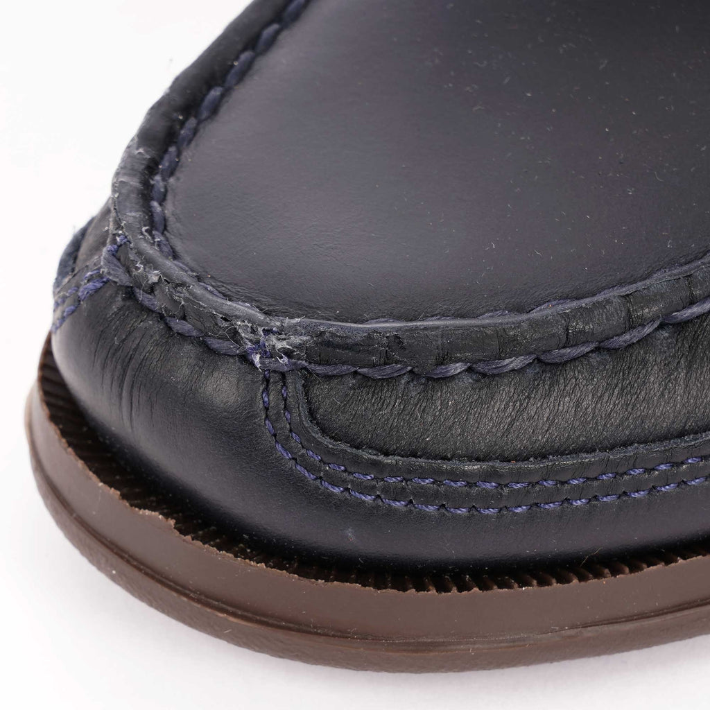 Sebago Schooner Waxed Leather Boat Shoes - Navy