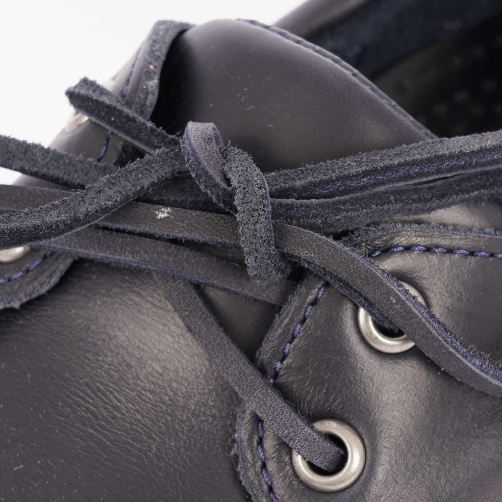 Sebago Schooner Waxed Leather Boat Shoes - Navy