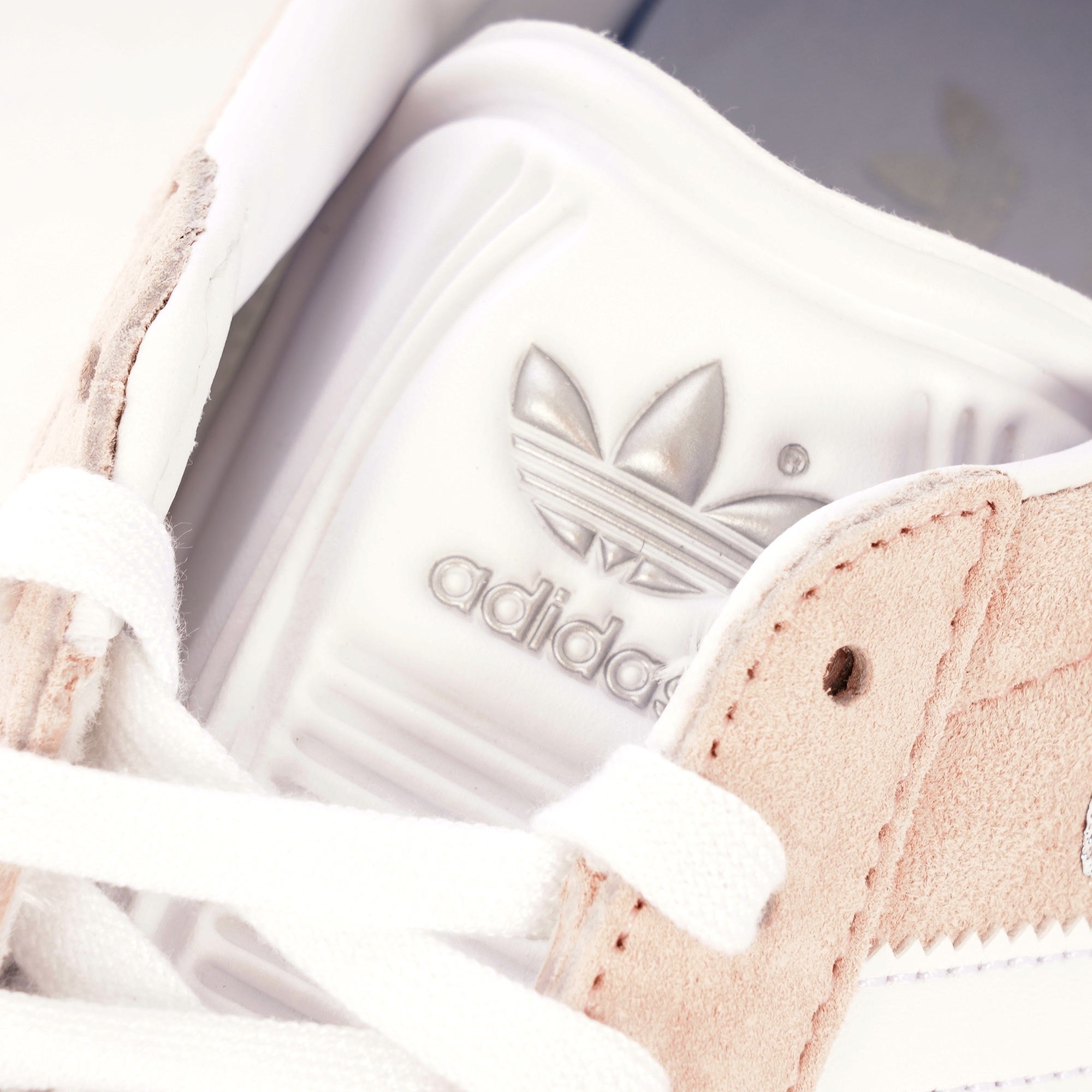 Adidas Originals Womens Gazelle - Cleora, FTW White & Ecru Tint