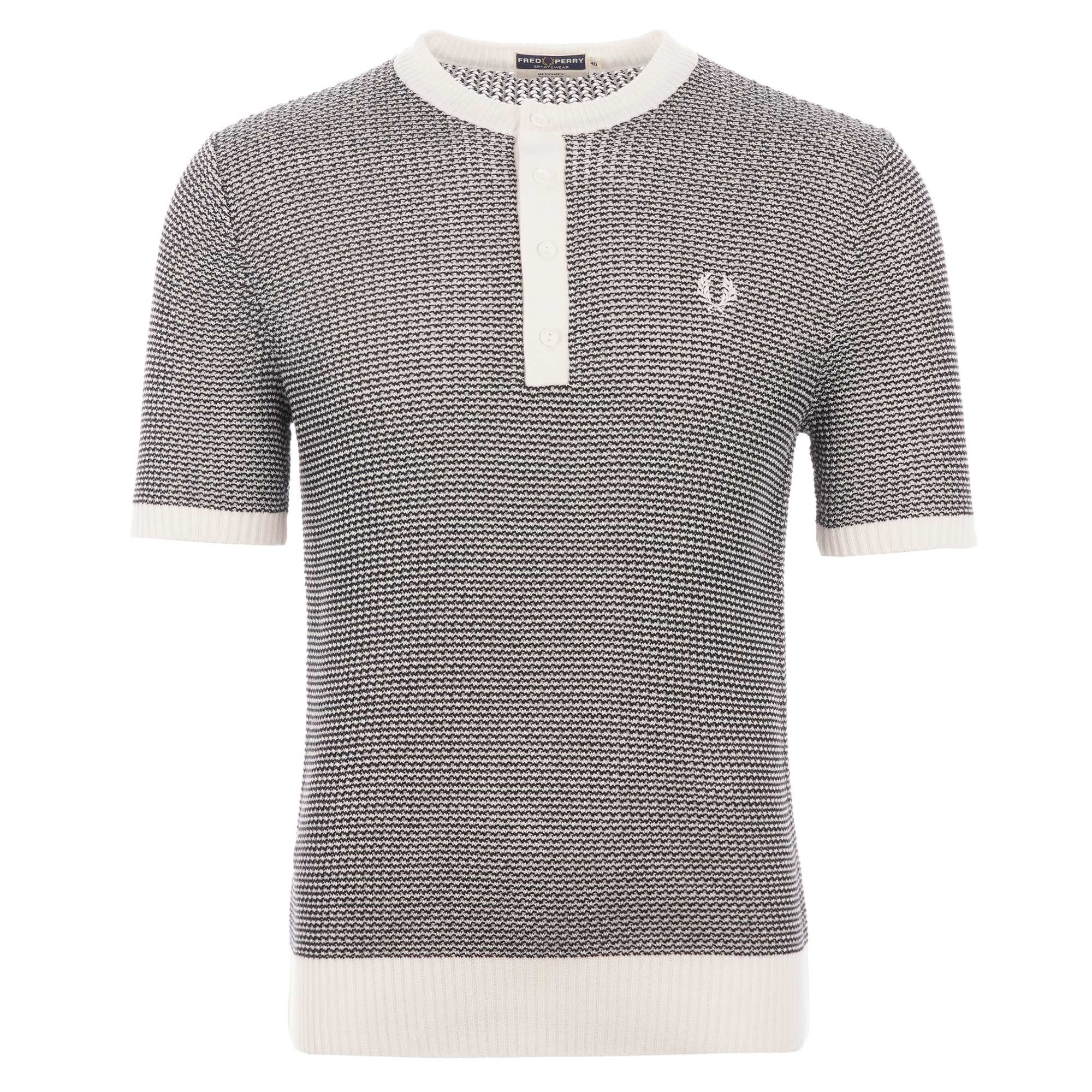 Buttoned Knitted Crew Neck T-Shirt