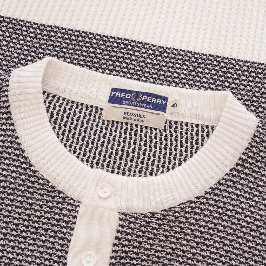 Buttoned Knitted Crew Neck T-Shirt