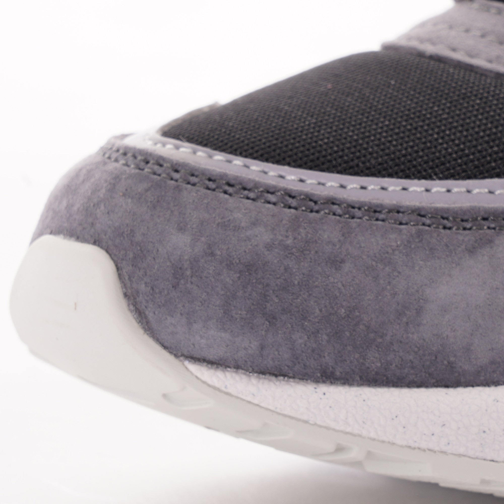 Karhu Aria 95 - Smoked Pearl and Potpourri