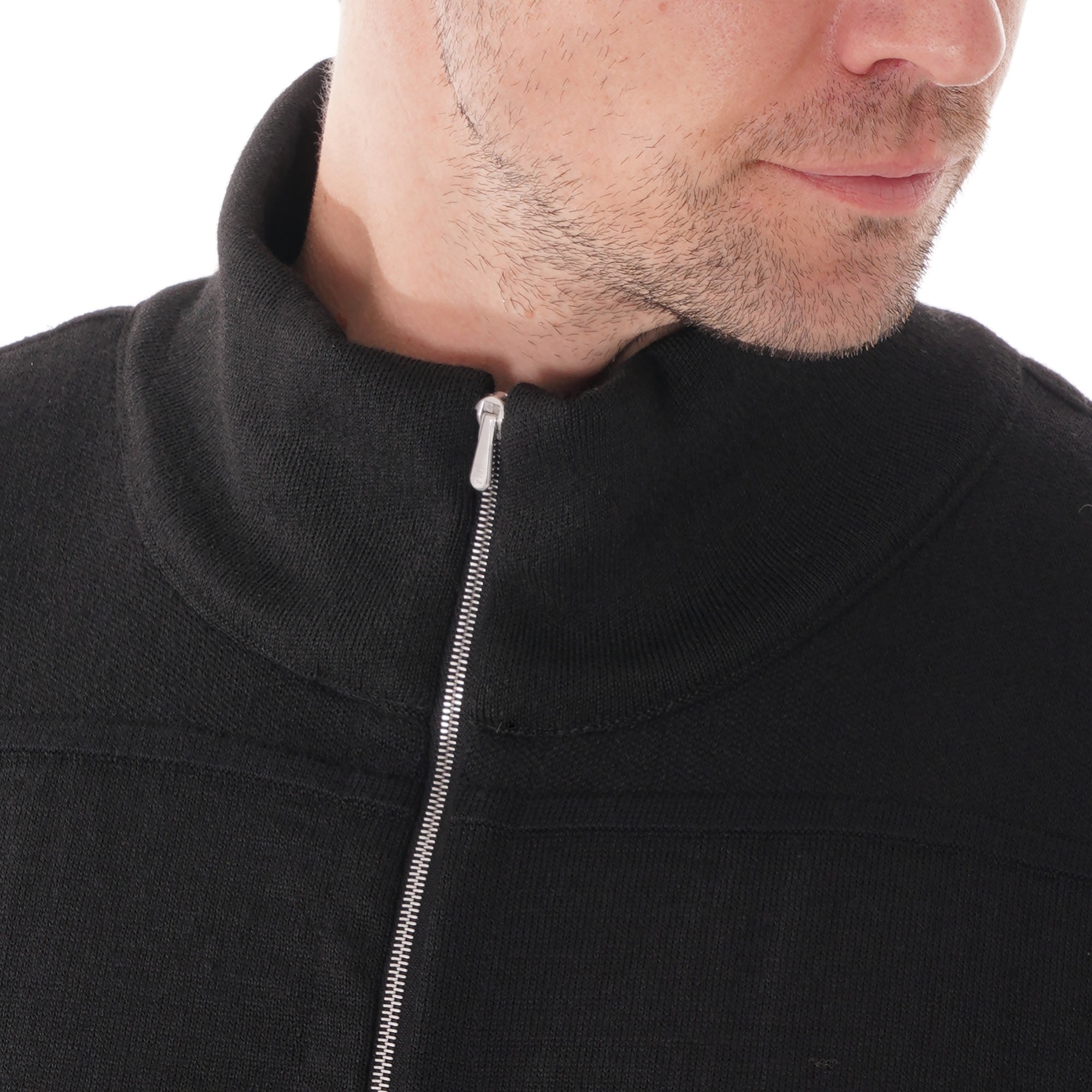 S.N.S Herning Element Short Zip - Black