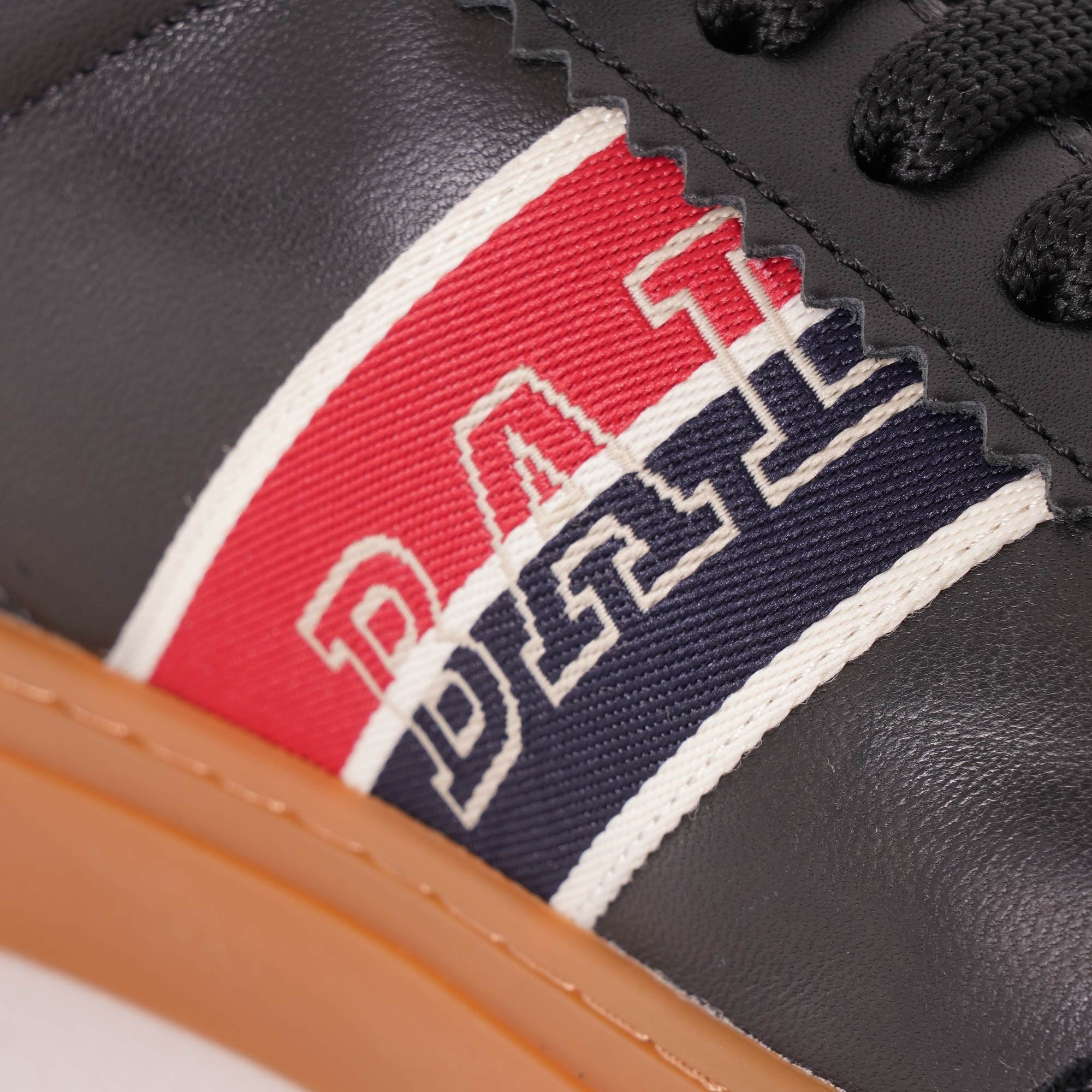 Bally Hellis - Black