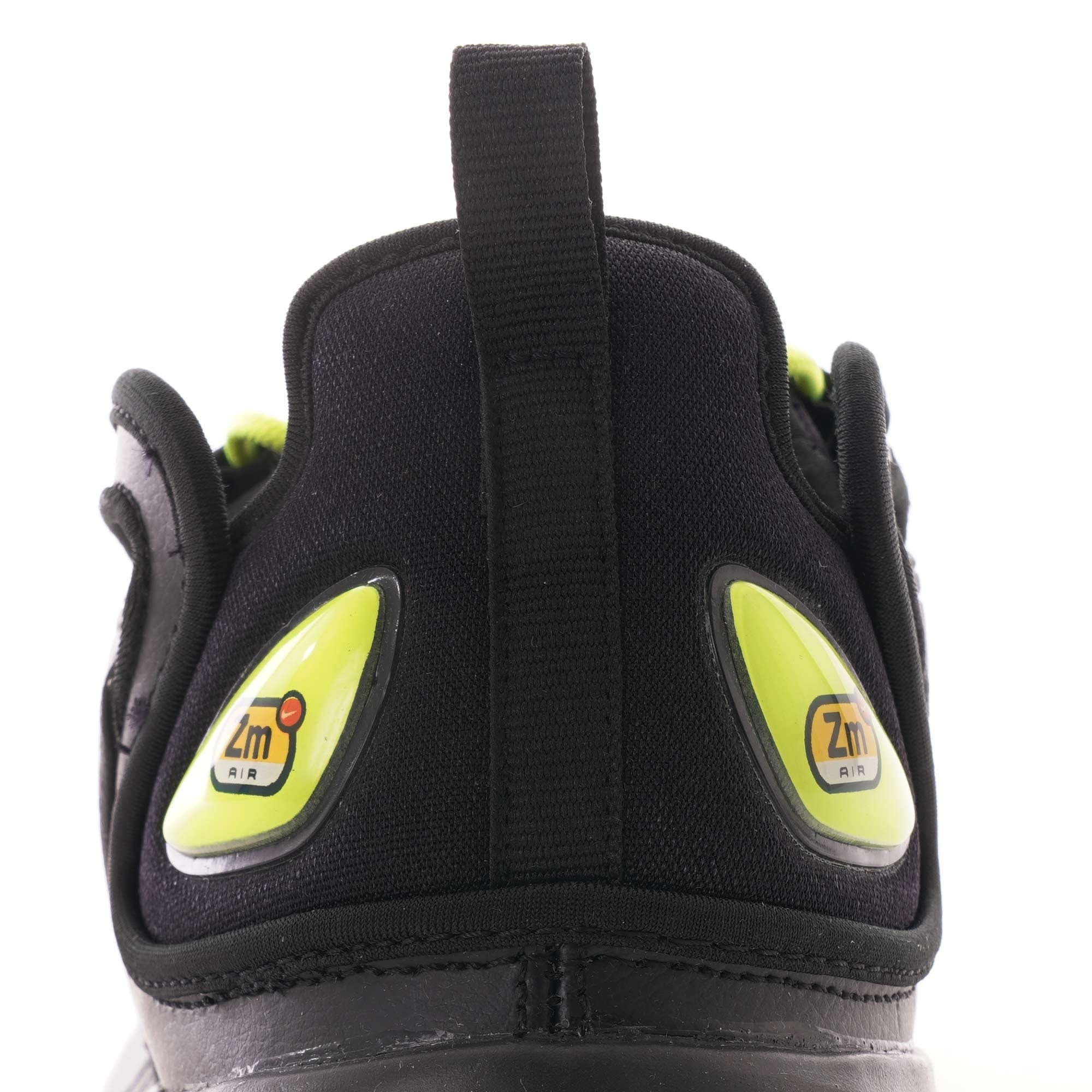 Nike Zoom 2K - Black / Volt