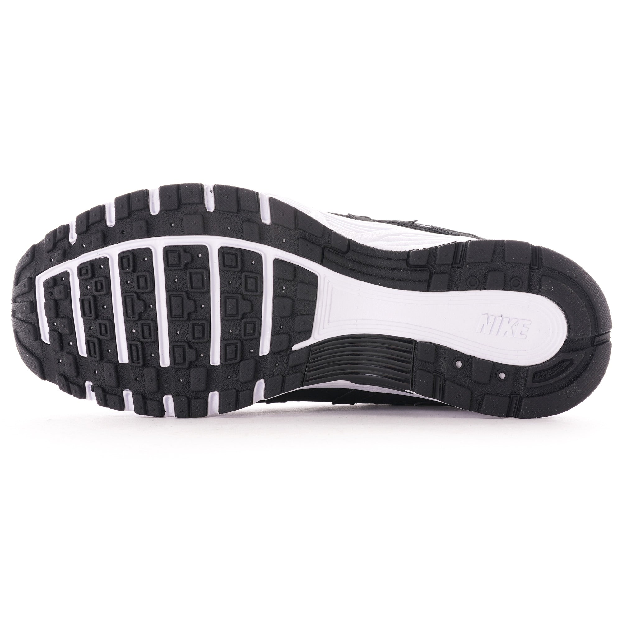 Nike P-6000