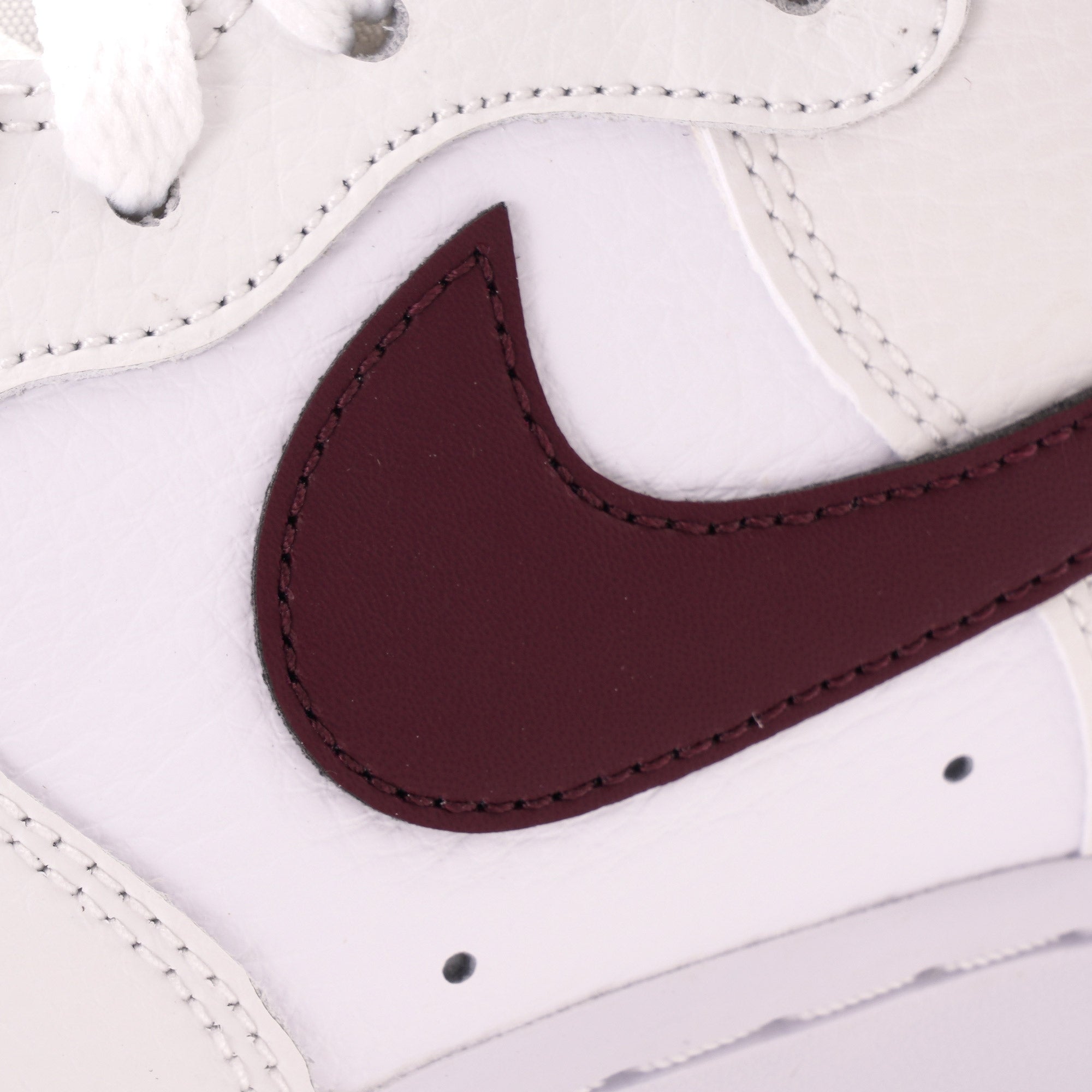 Nike Womens Women's Air Force 1 High - White & Maroon