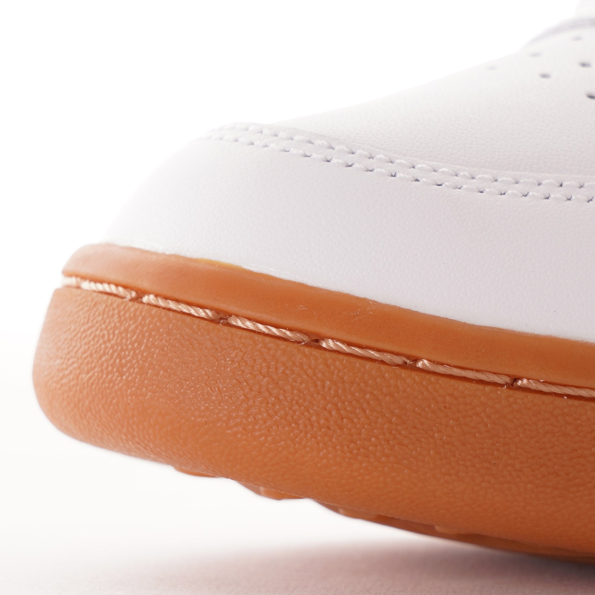 Reebok Workout Plus - White