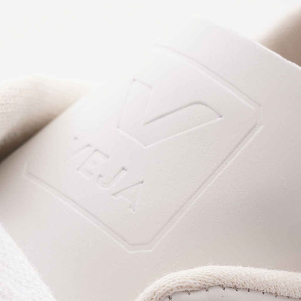 Veja V-10 Leather - Extra White