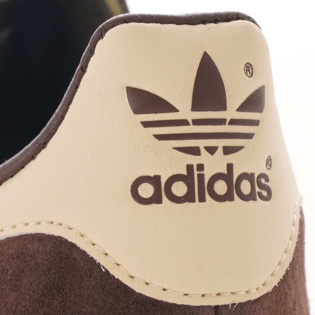 Adidas Originals Broomfield - Brown and Easy Yellow