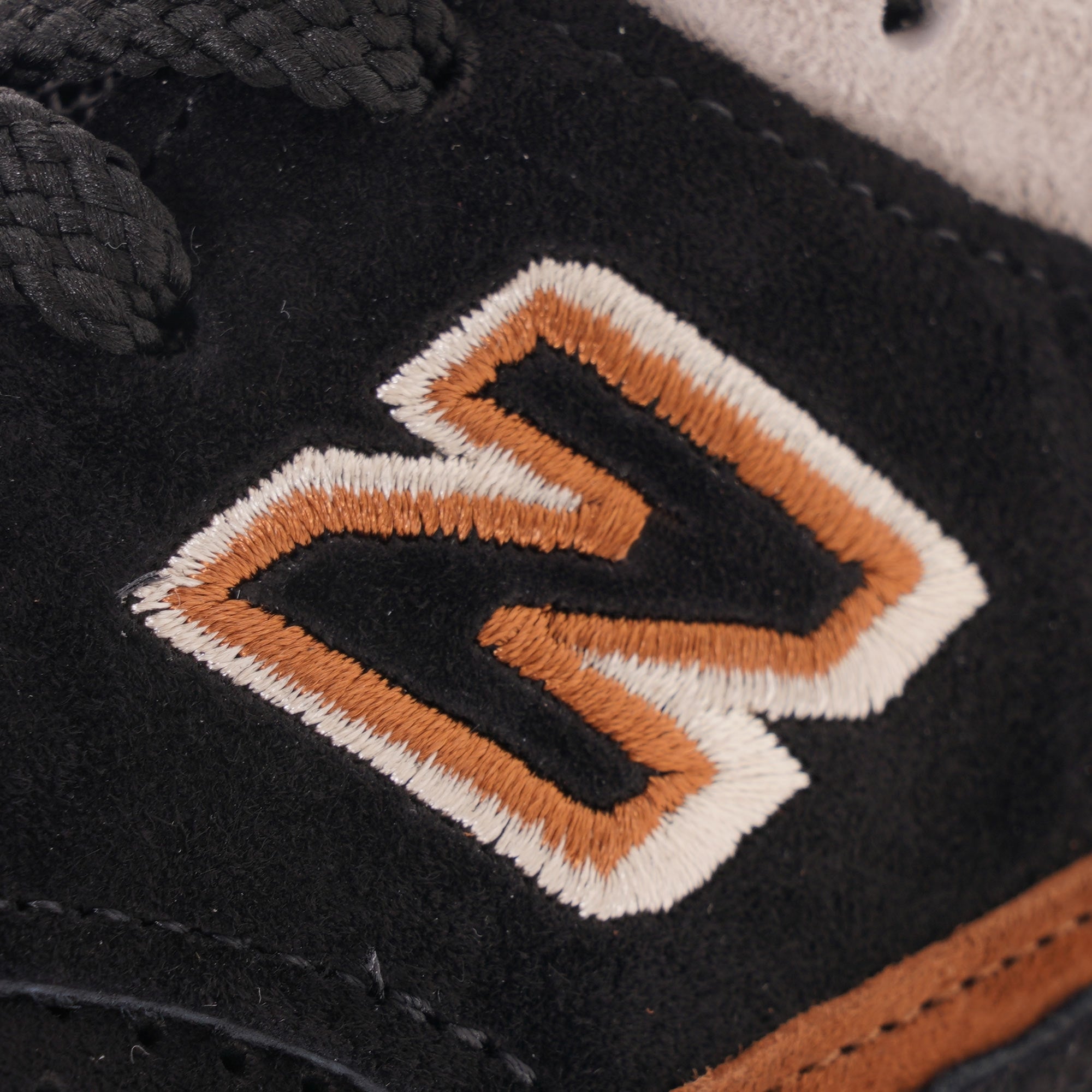 New Balance 1500 Year Of The Rat - Black/Brown