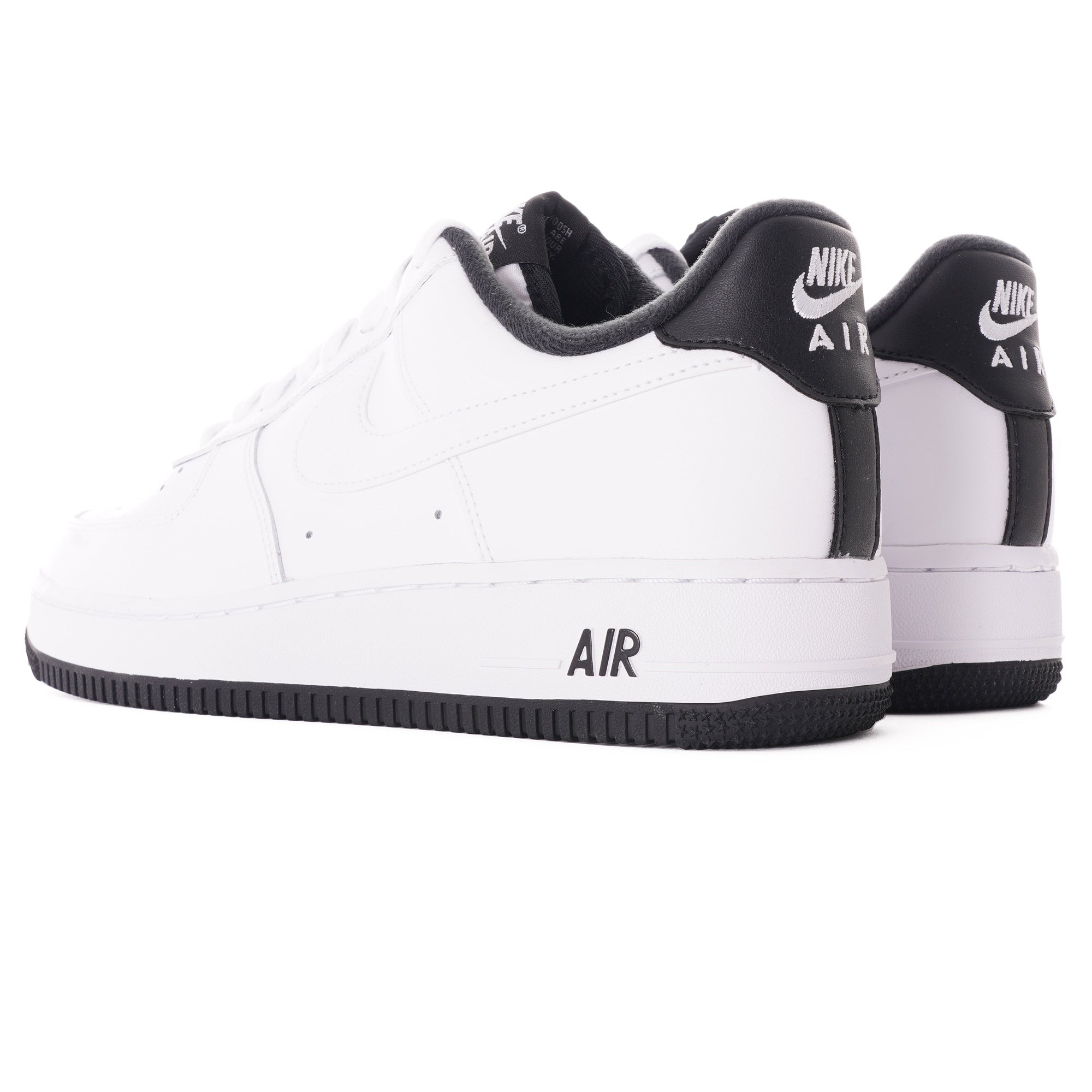 Nike Air Force 1 '07 - White and black