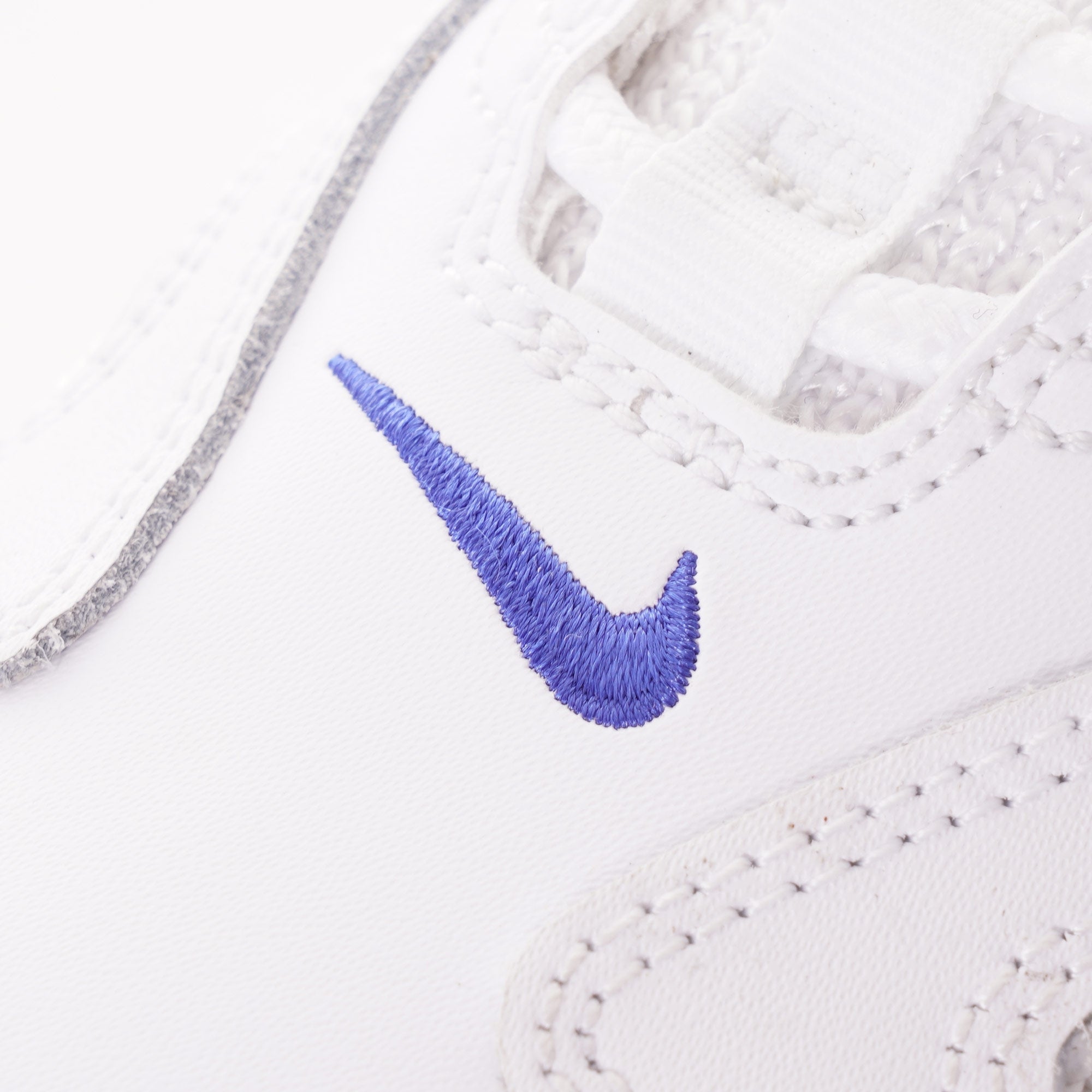 Nike Air Barrage Low - White