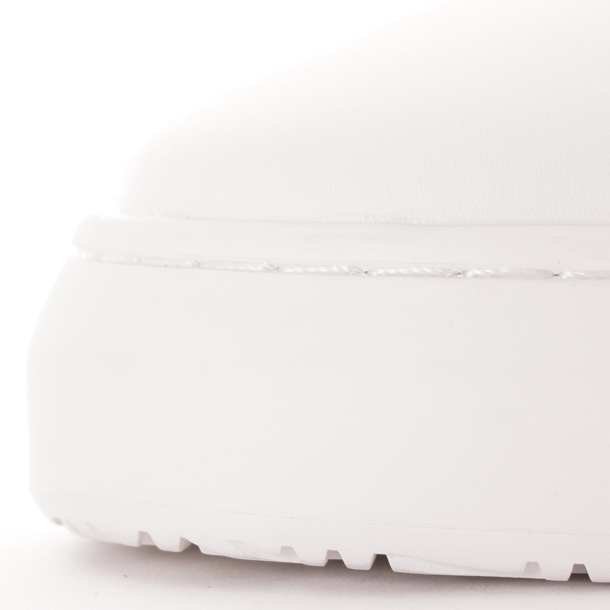 Mallet GRFTR - White