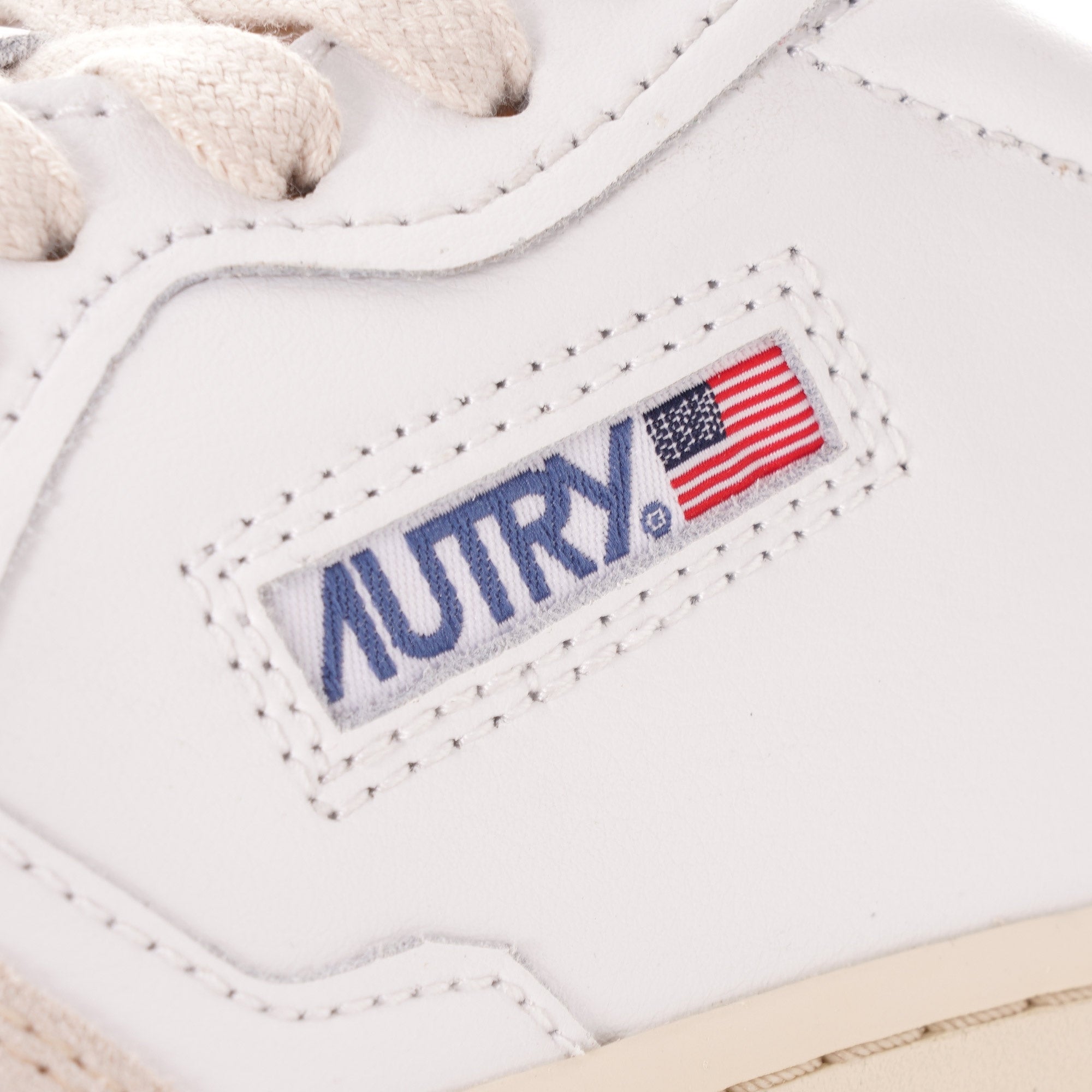 Autry Action Shoes Low Leather/Suede - White