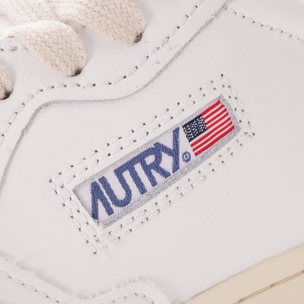 Autry Action Shoes Low - White