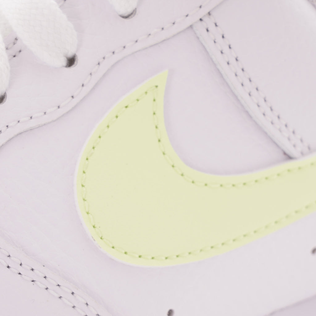 Nike Womens Nike Women's Air Force 1 '07 - White/Barley Volt-White