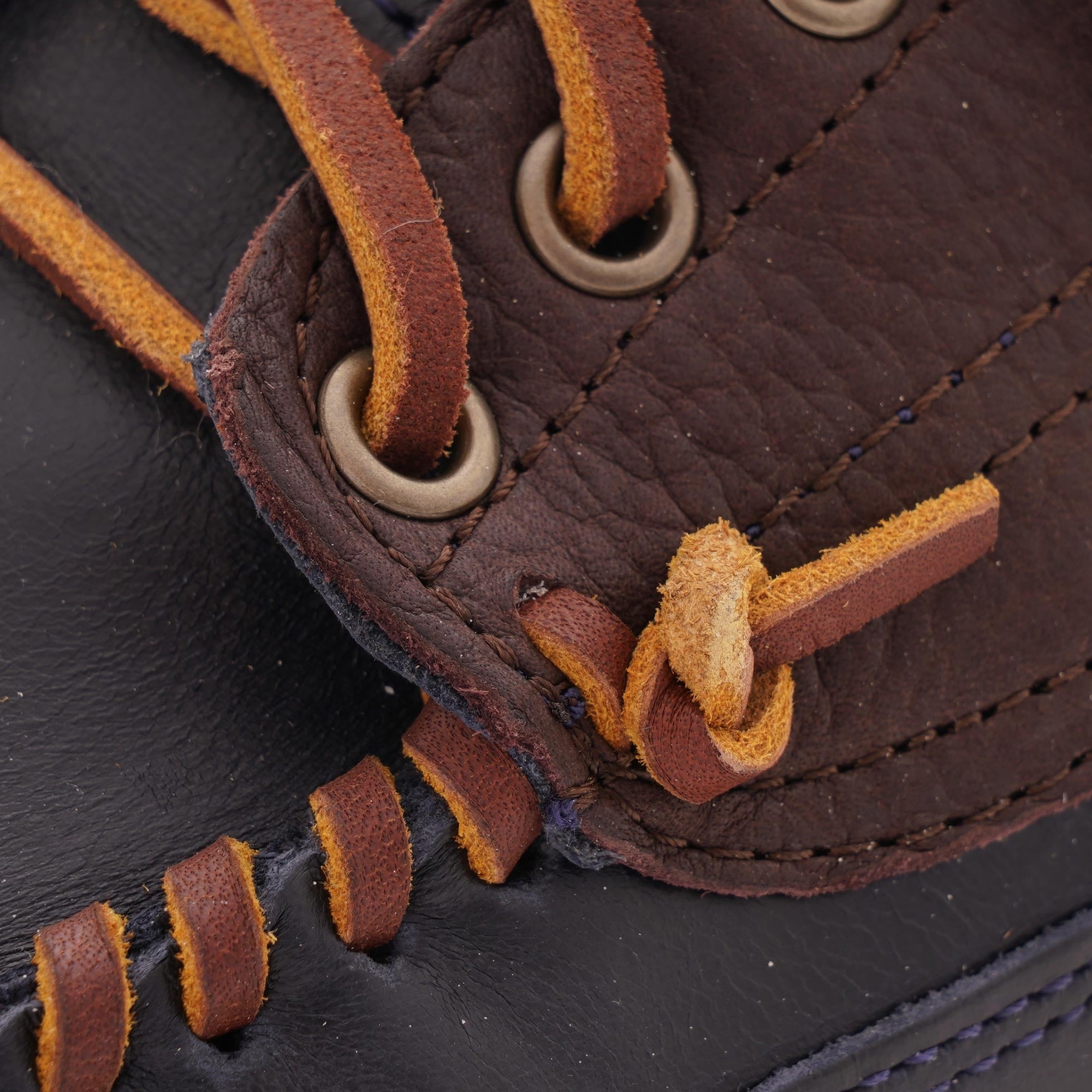 Sebago Seneca Leather Moccasin - Navy/Brown