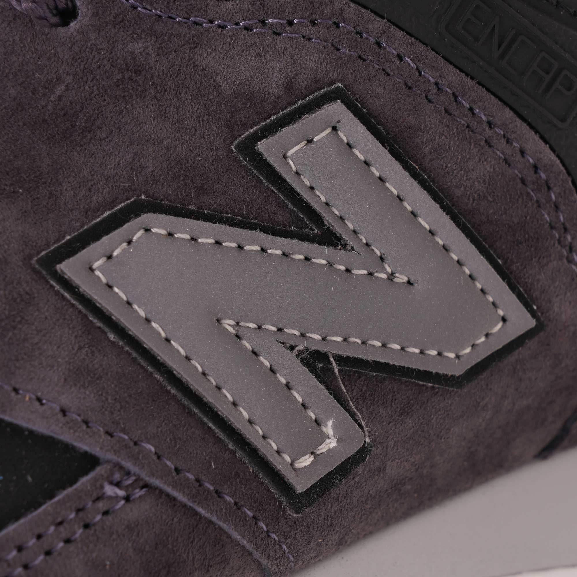 New Balance 577 Made In UK - Dark Grey/Black