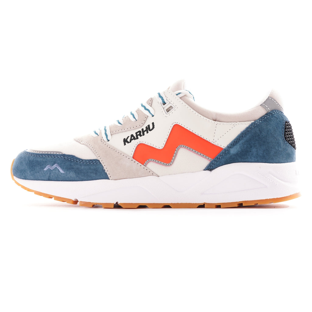 Karhu Aria 95 "Trophy" Pack - Stargazer/Flame
