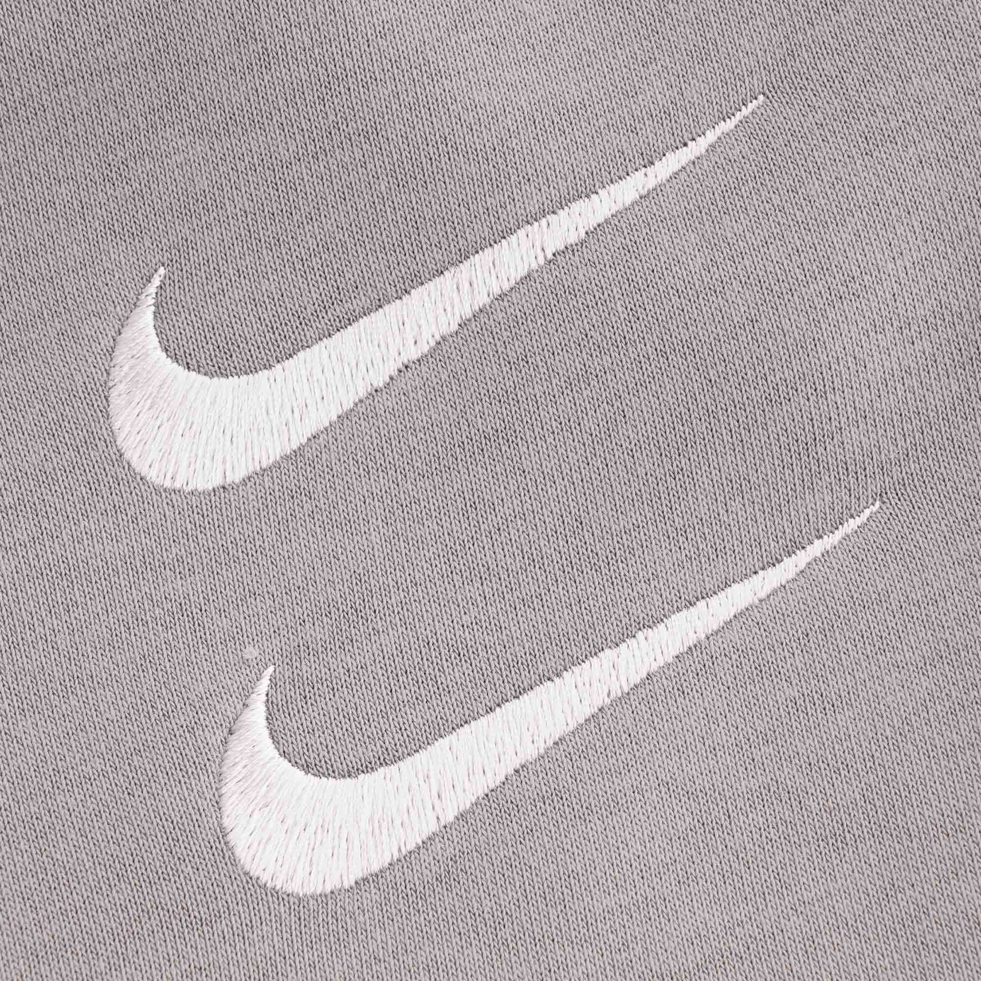 Nike Swoosh Shorts - Grey