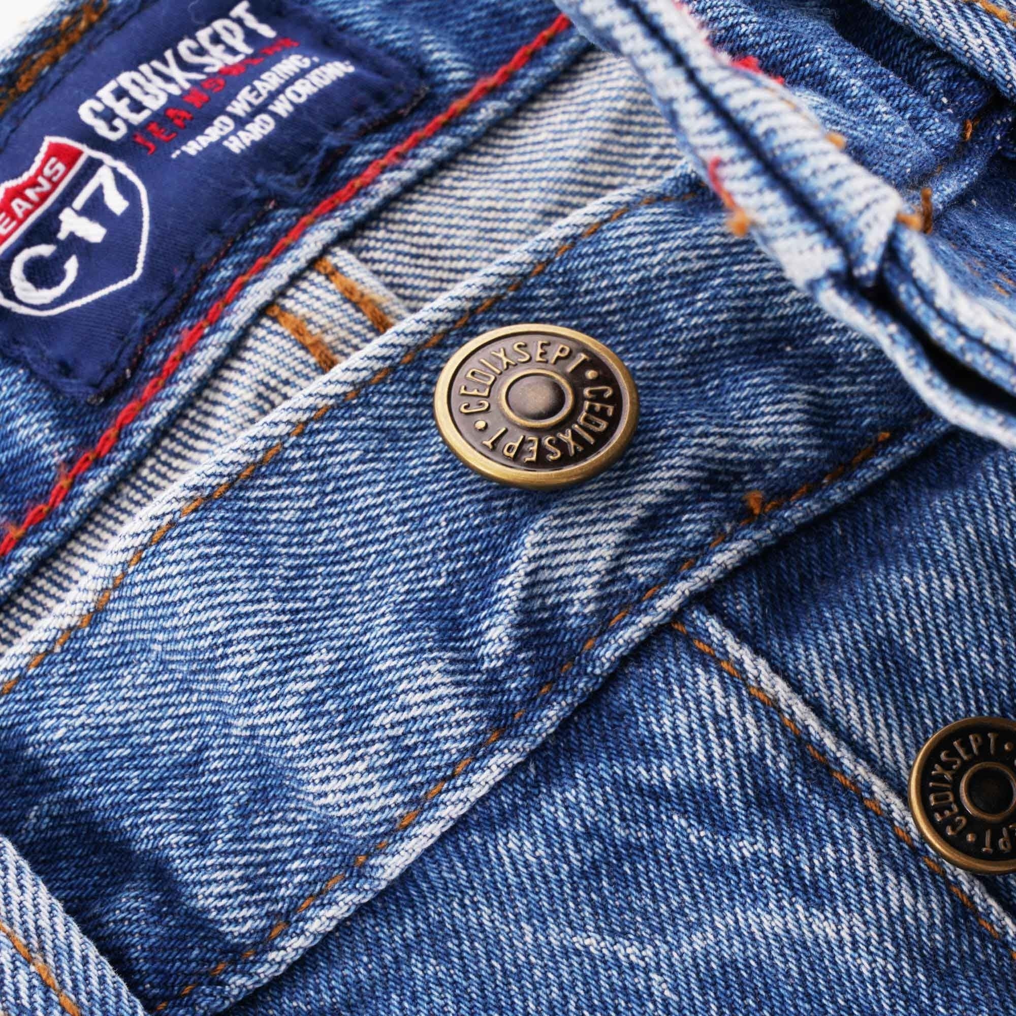 Slim Straight Comfort Fit