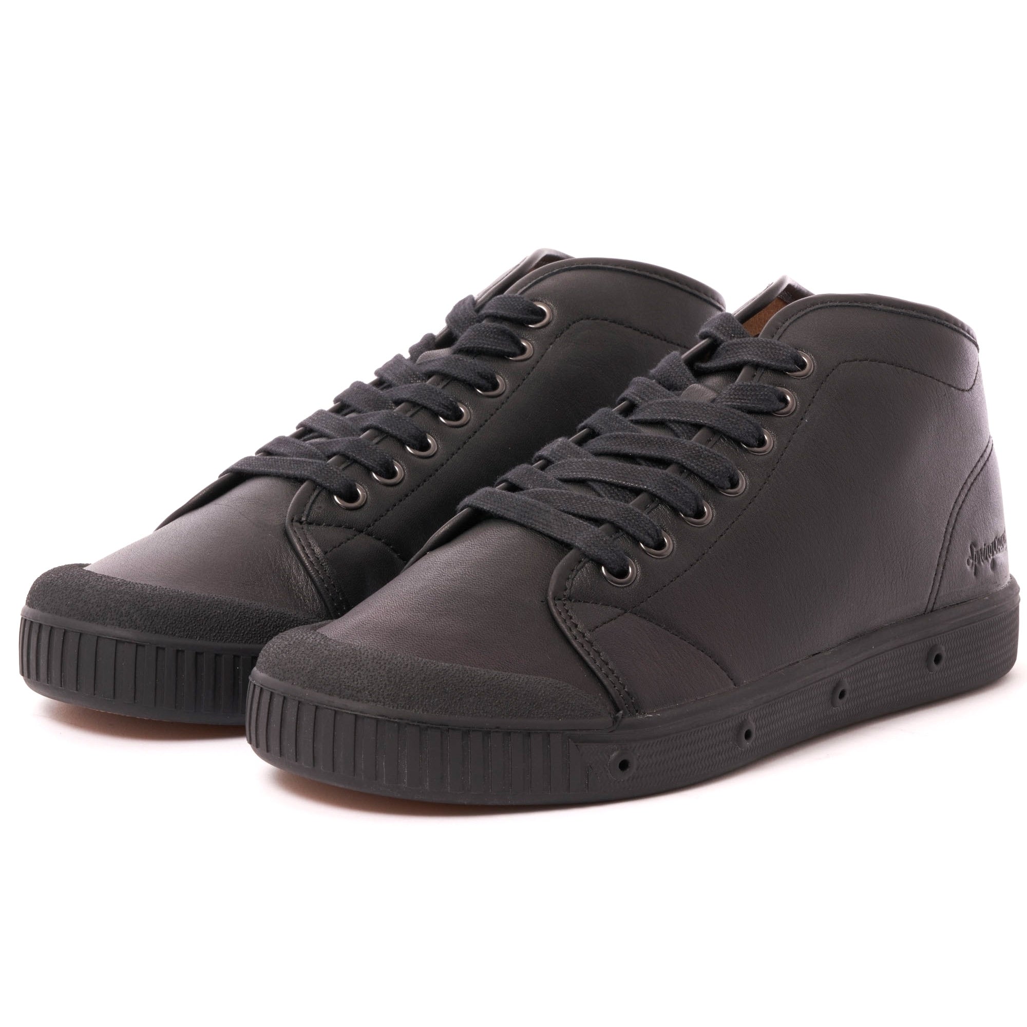 Spring Court Classic B2 Leather Shoes - Black