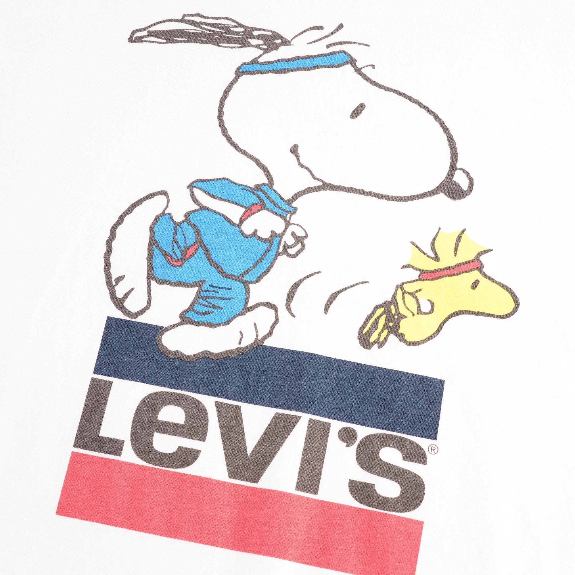 Levi's® Oversize Logo Tee - White