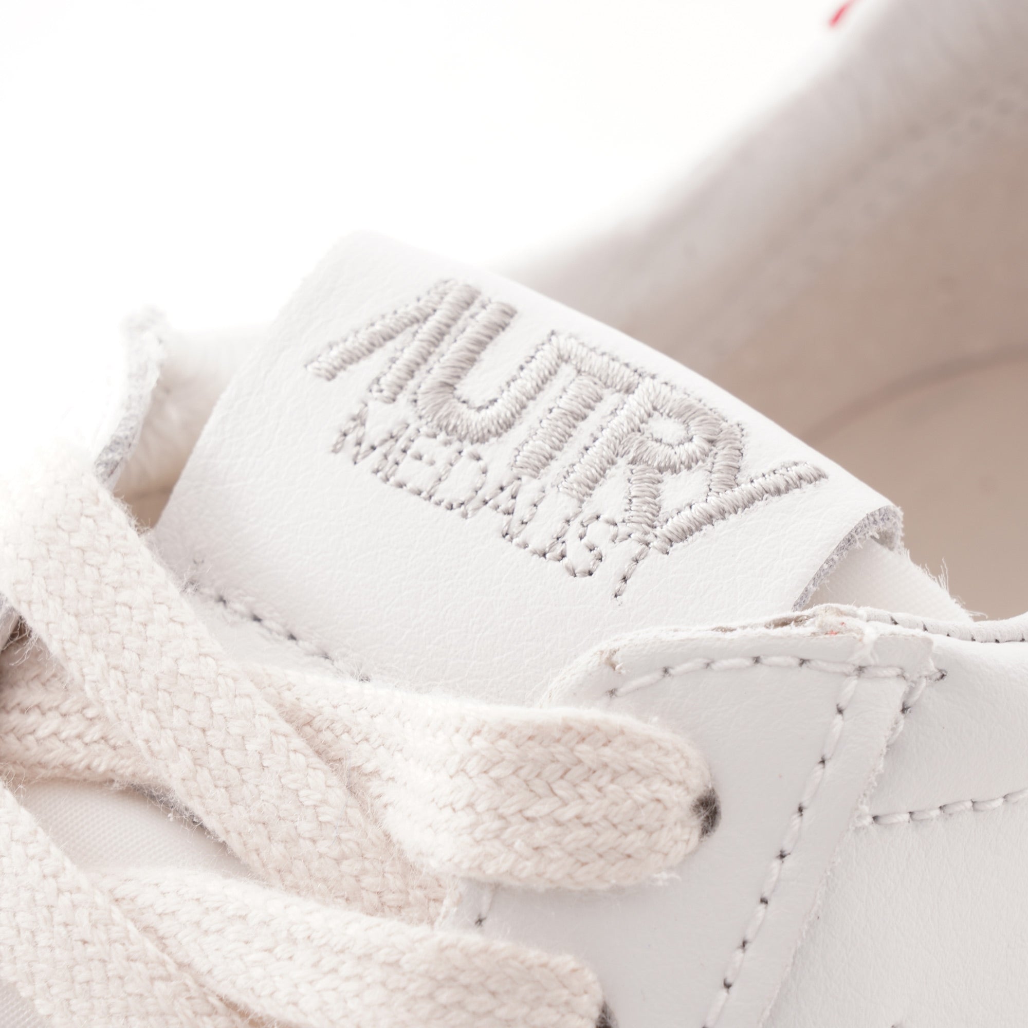 Action Shoes Low All Leather - White/Pink