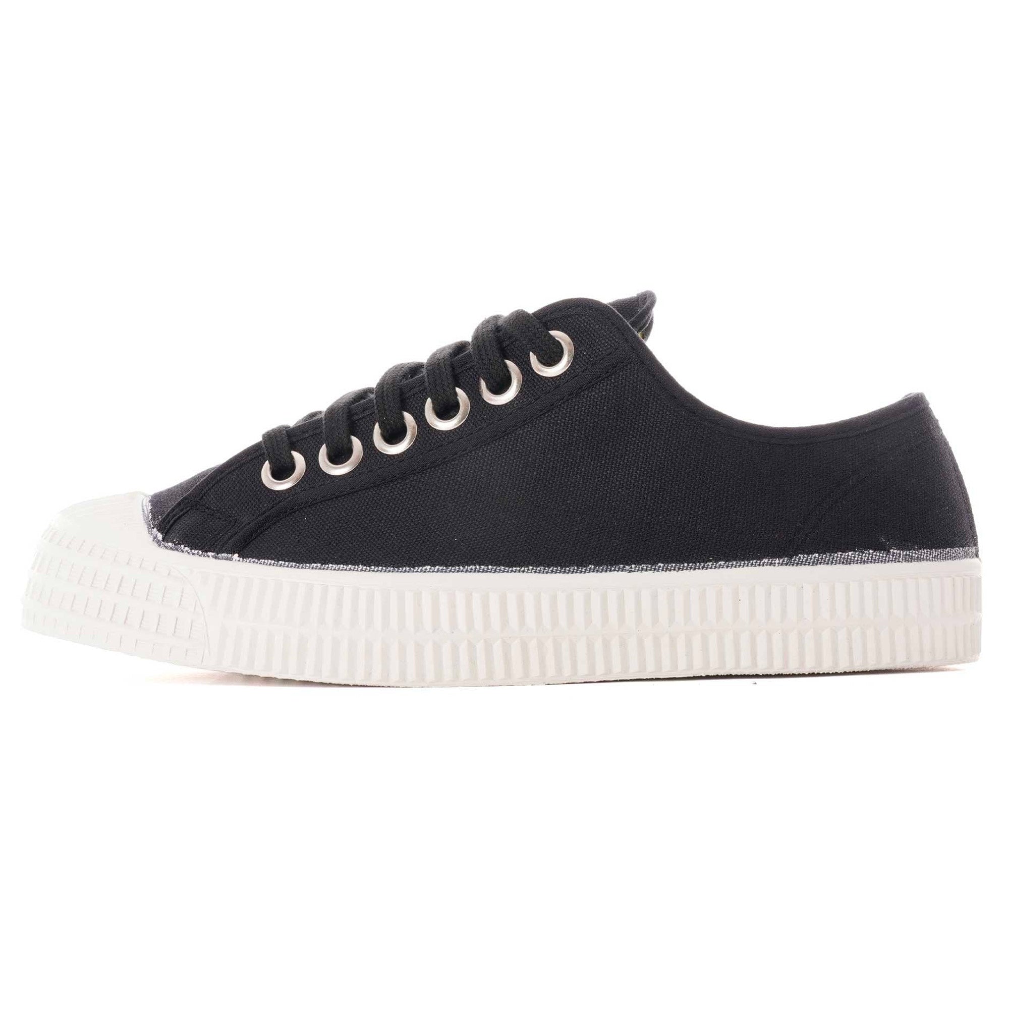 Novesta Star Master - Black/White