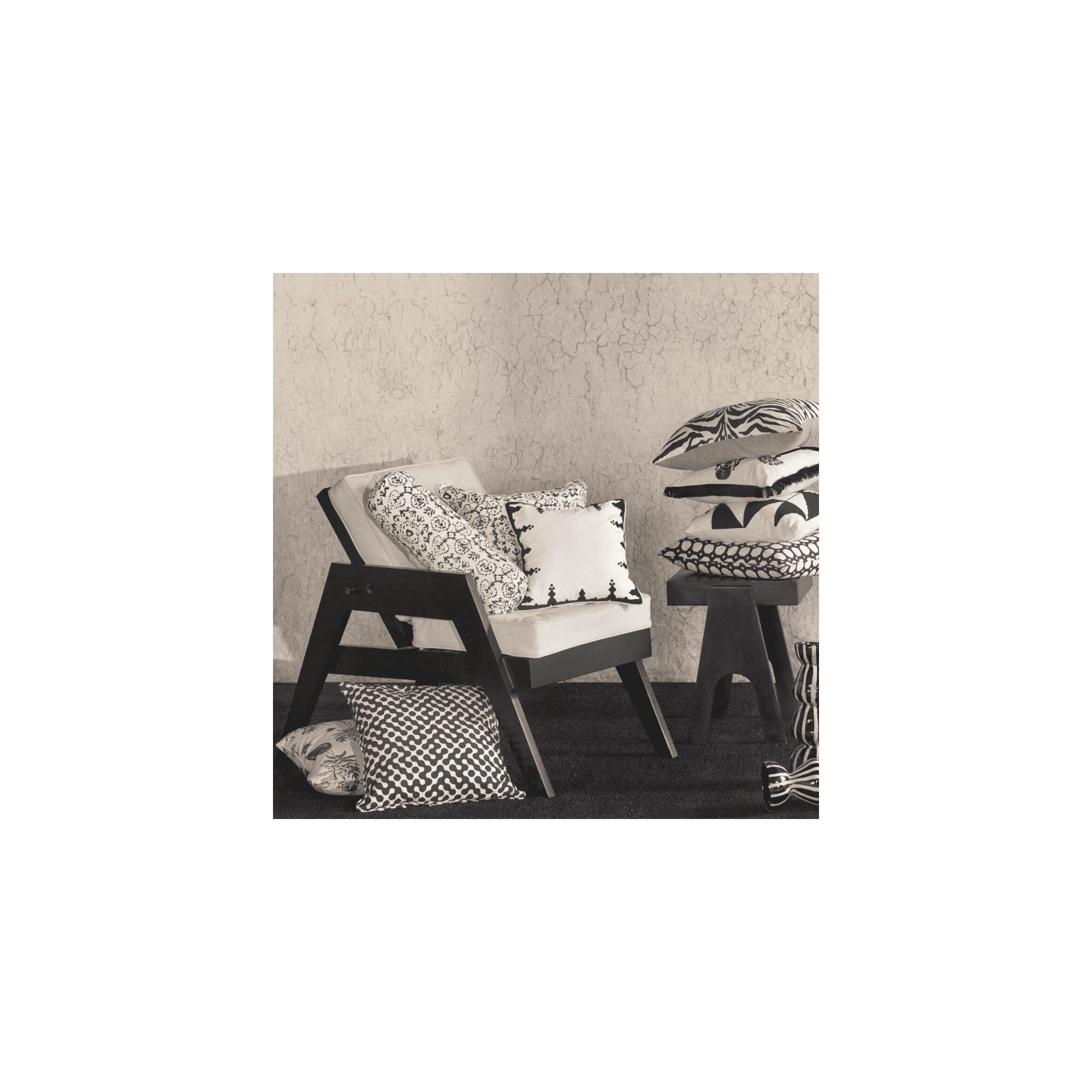 DIY Chair - Black