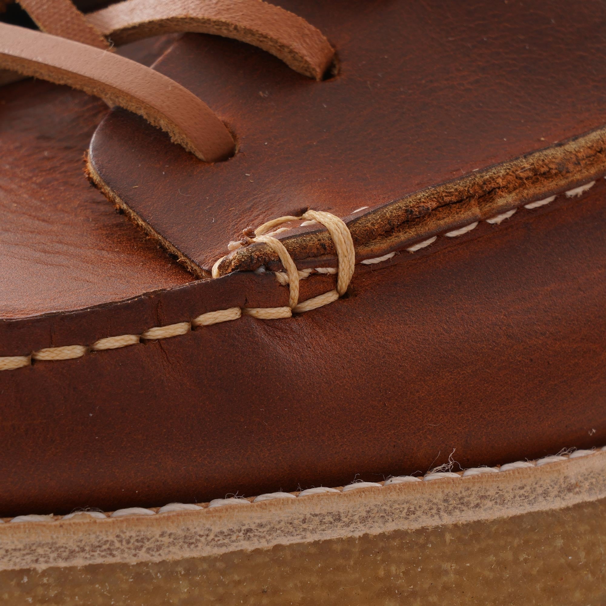 x Hikerdelic Derek Leather Chukka Boot - Apricot