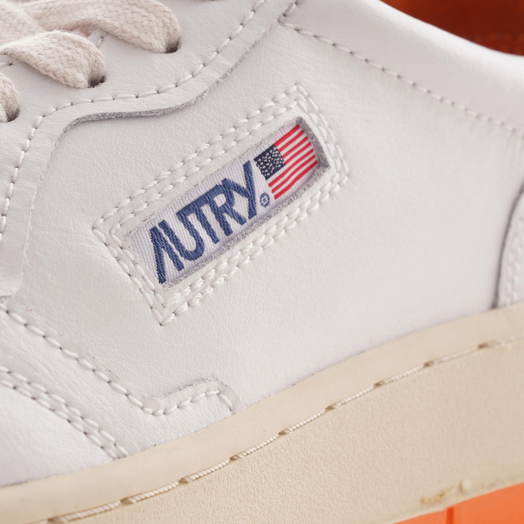 Autry Medalist Low - White/Orange
