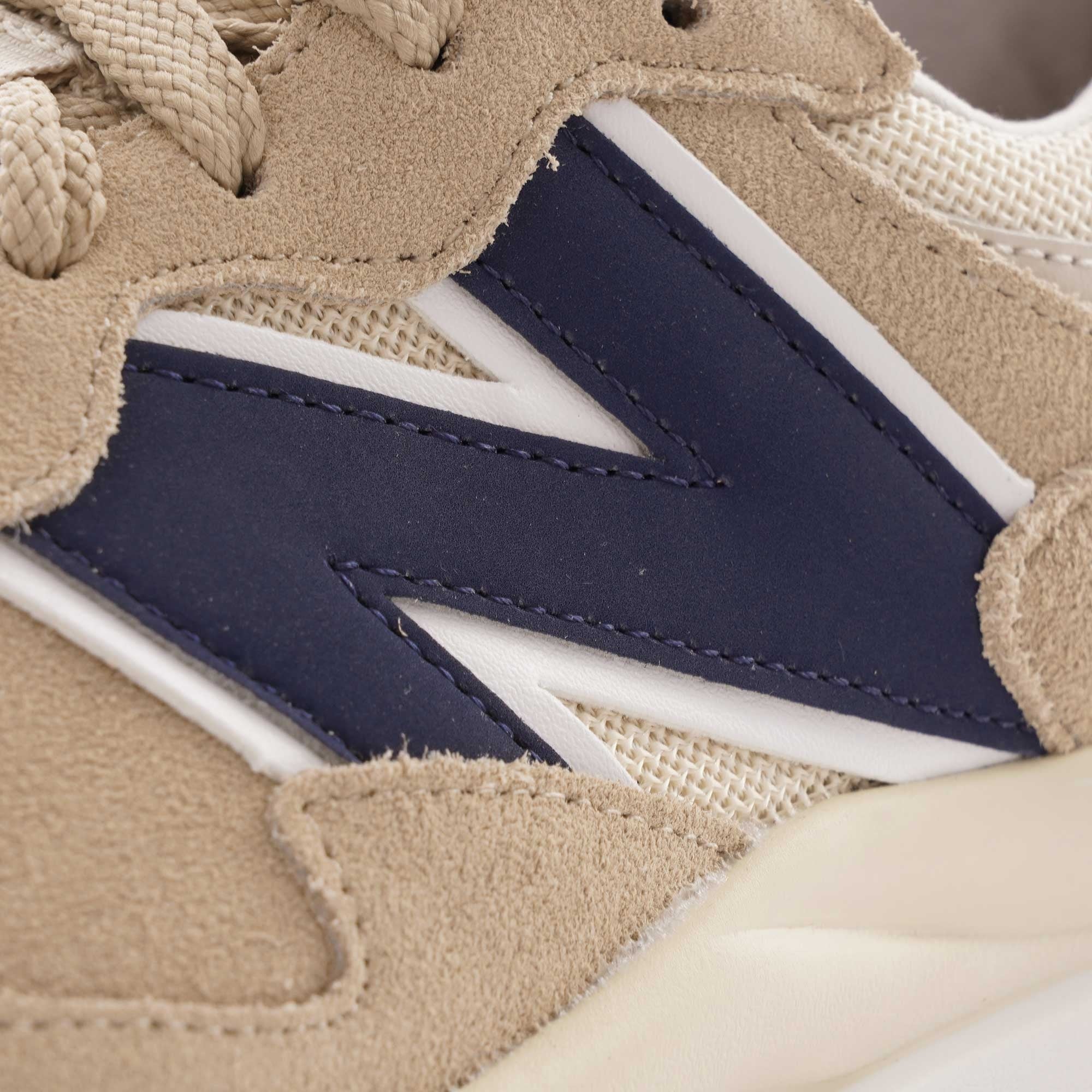 New Balance 57/40 - Beige
