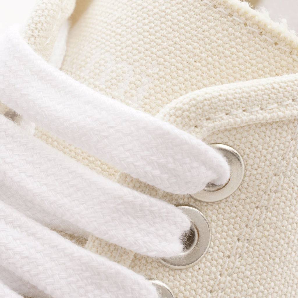 AMI Low Top Sneakers - Off-White