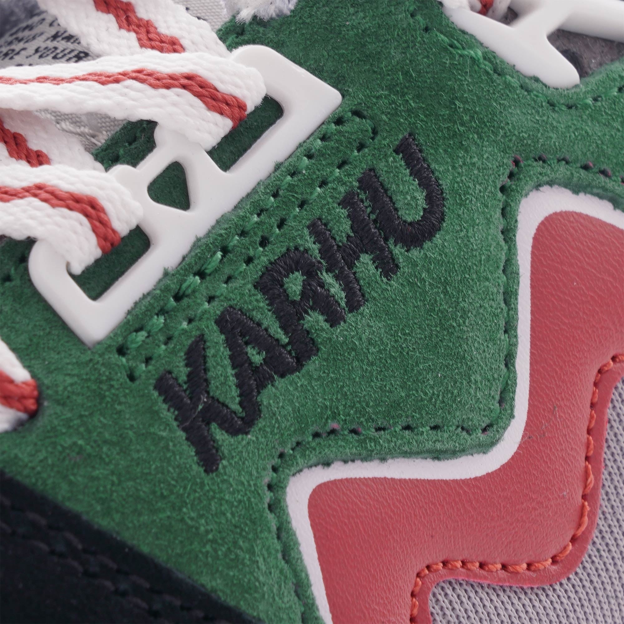 Karhu Synchron Classic - Jet Black