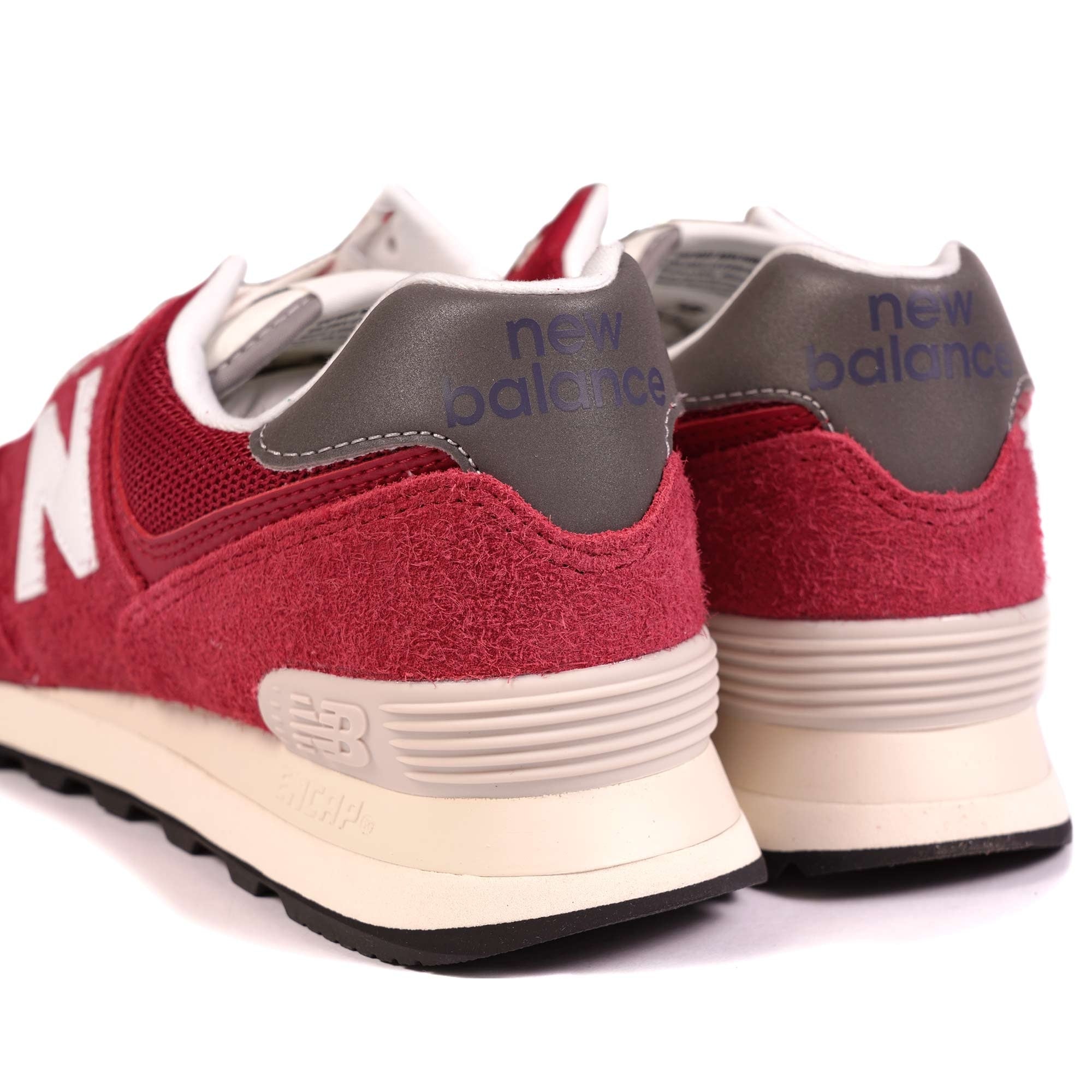 New Balance 574 - Red