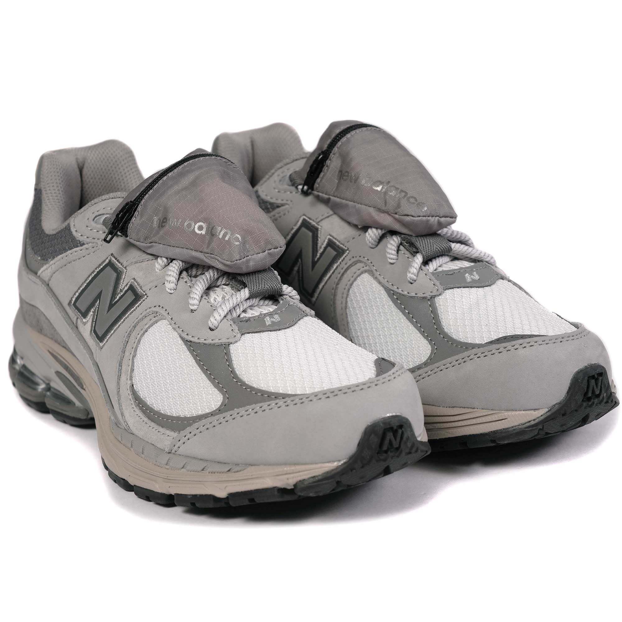 New Balance 2002R - Grey
