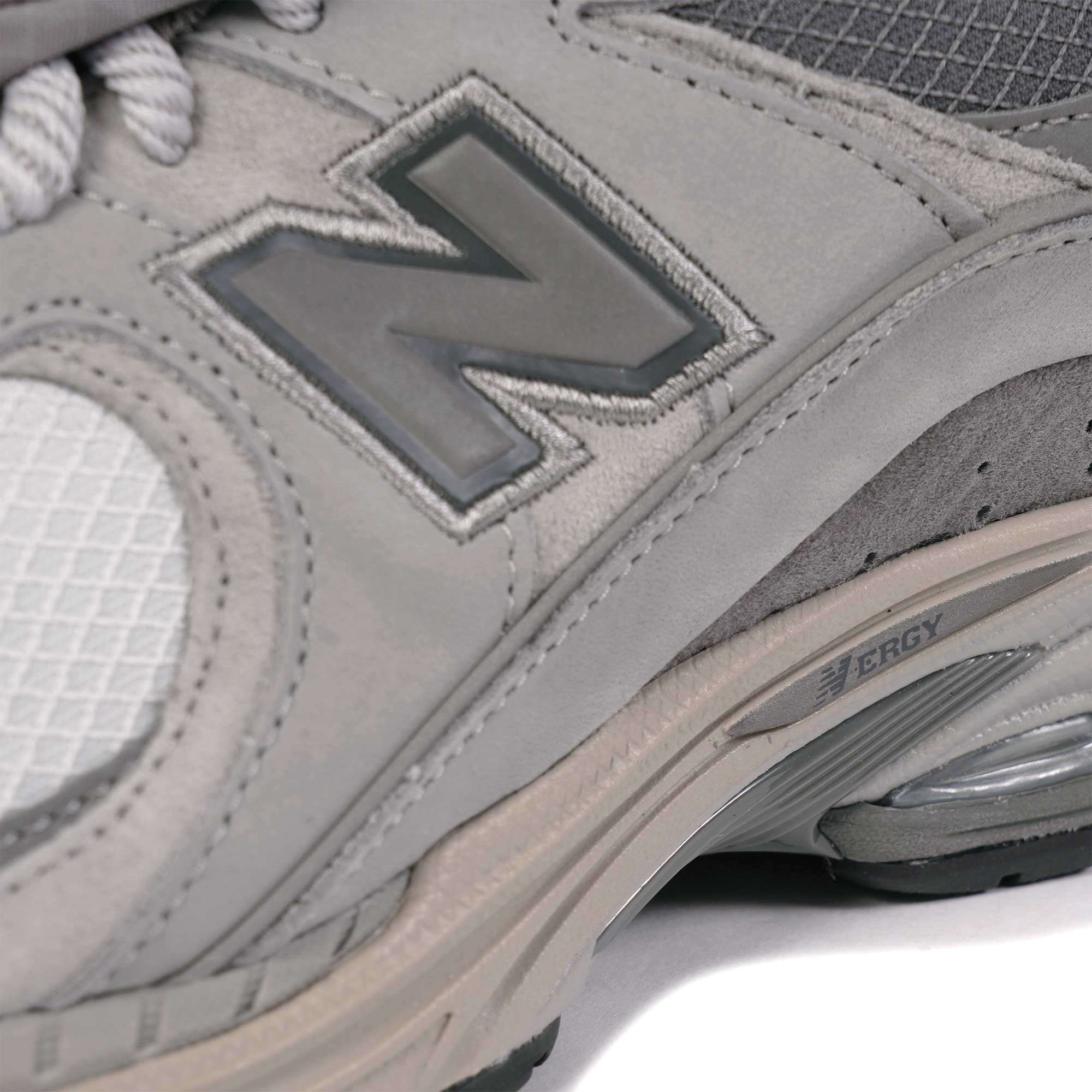 New Balance 2002R - Grey