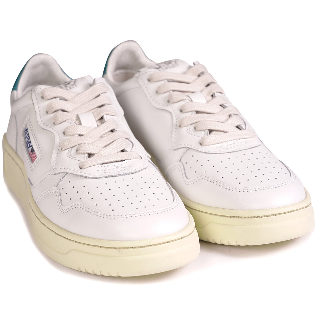 Autry Medalist Low - White/Petrol Blue