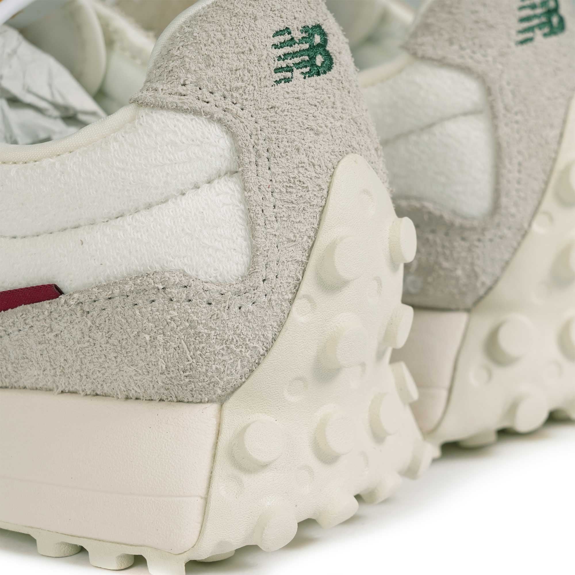 New Balance 327 - Beige
