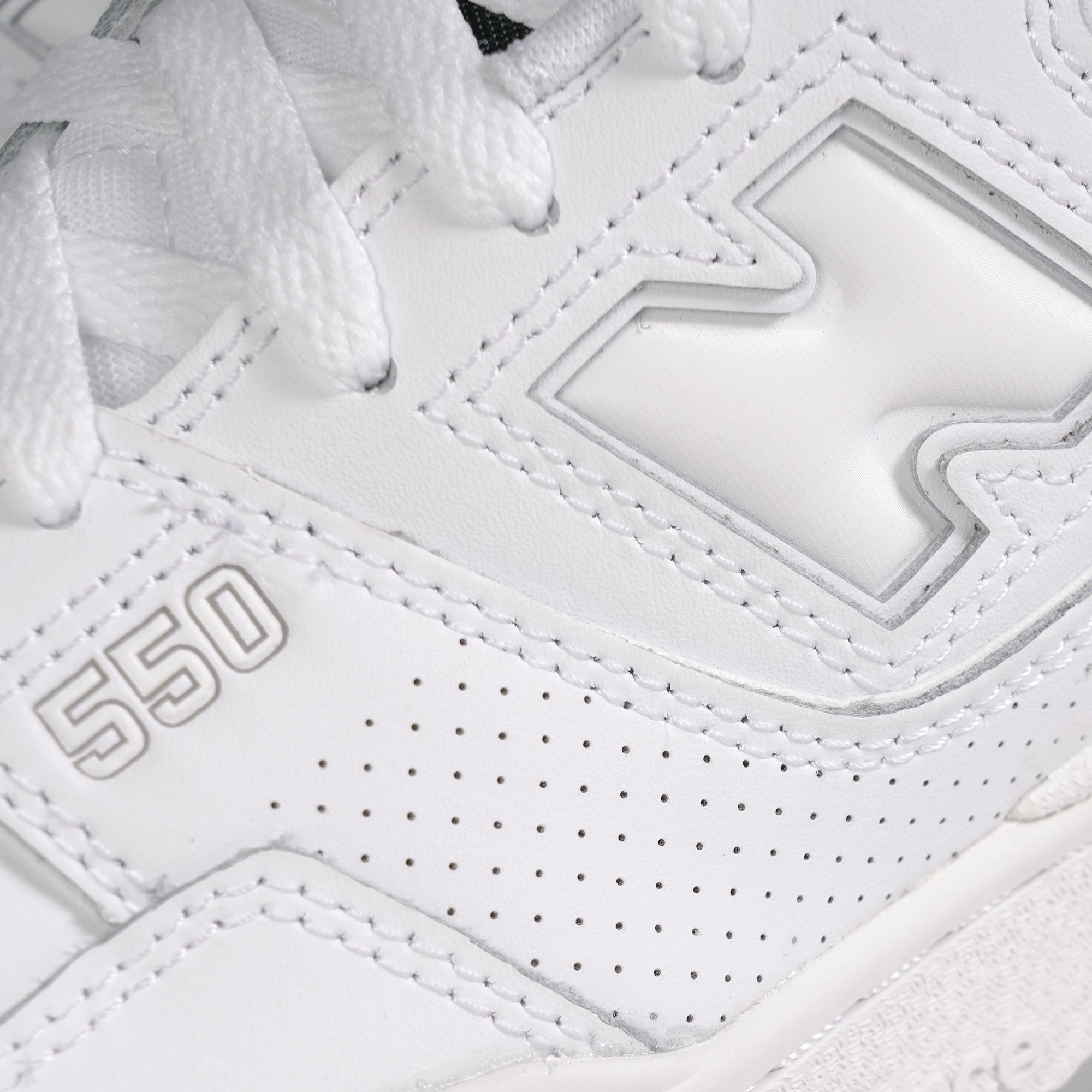 New Balance 550 - White