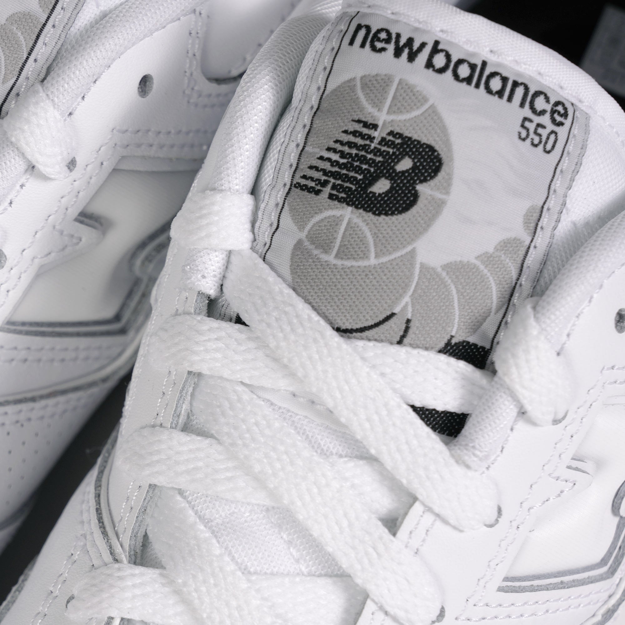 New Balance 550 - White
